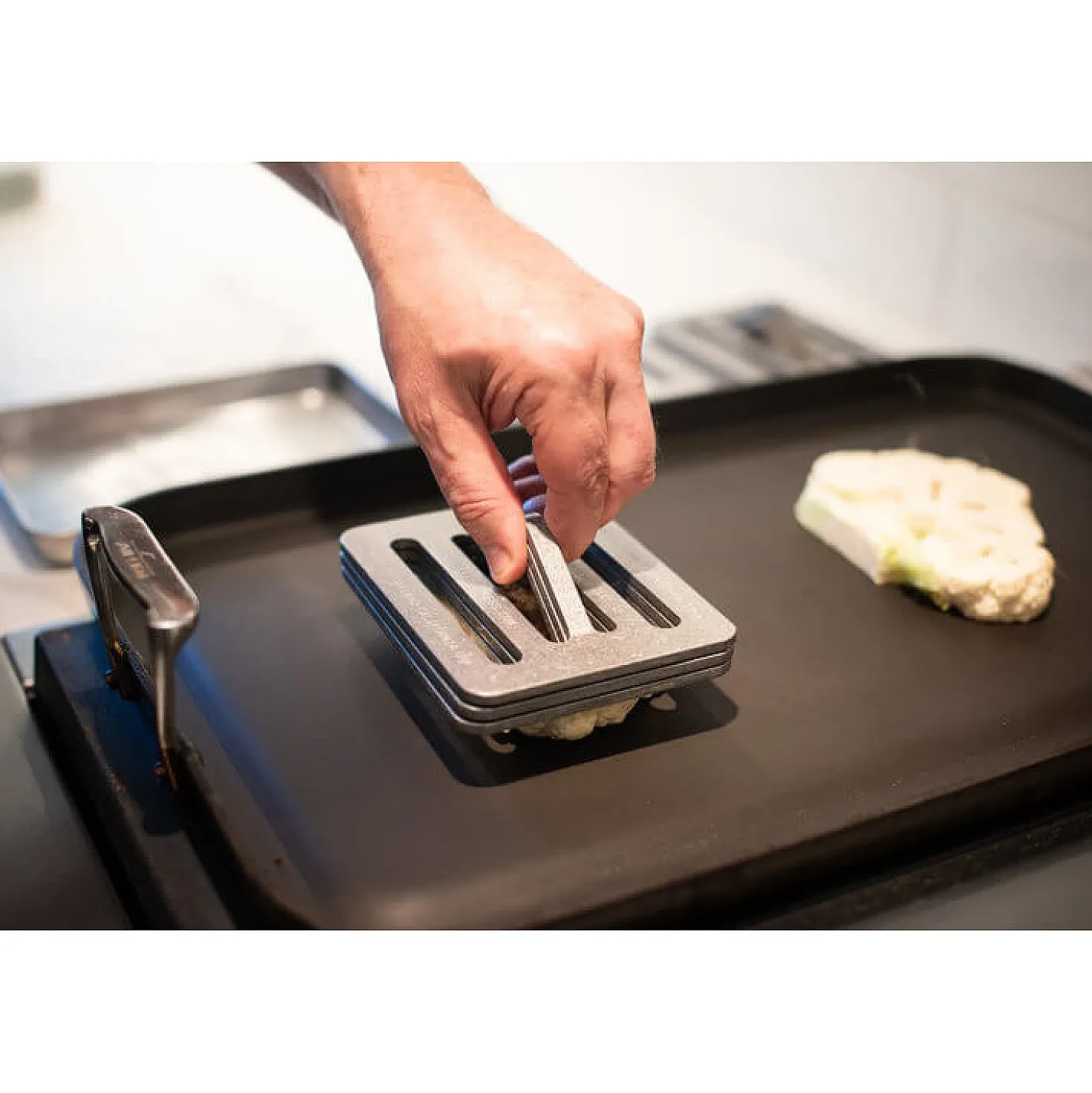 Chefs Press Professional 13 oz (0.37kg)