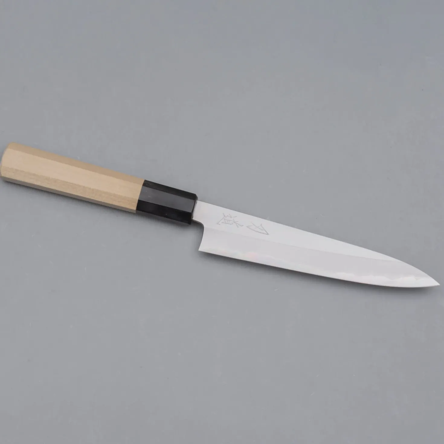 Hado Junpaku Petty