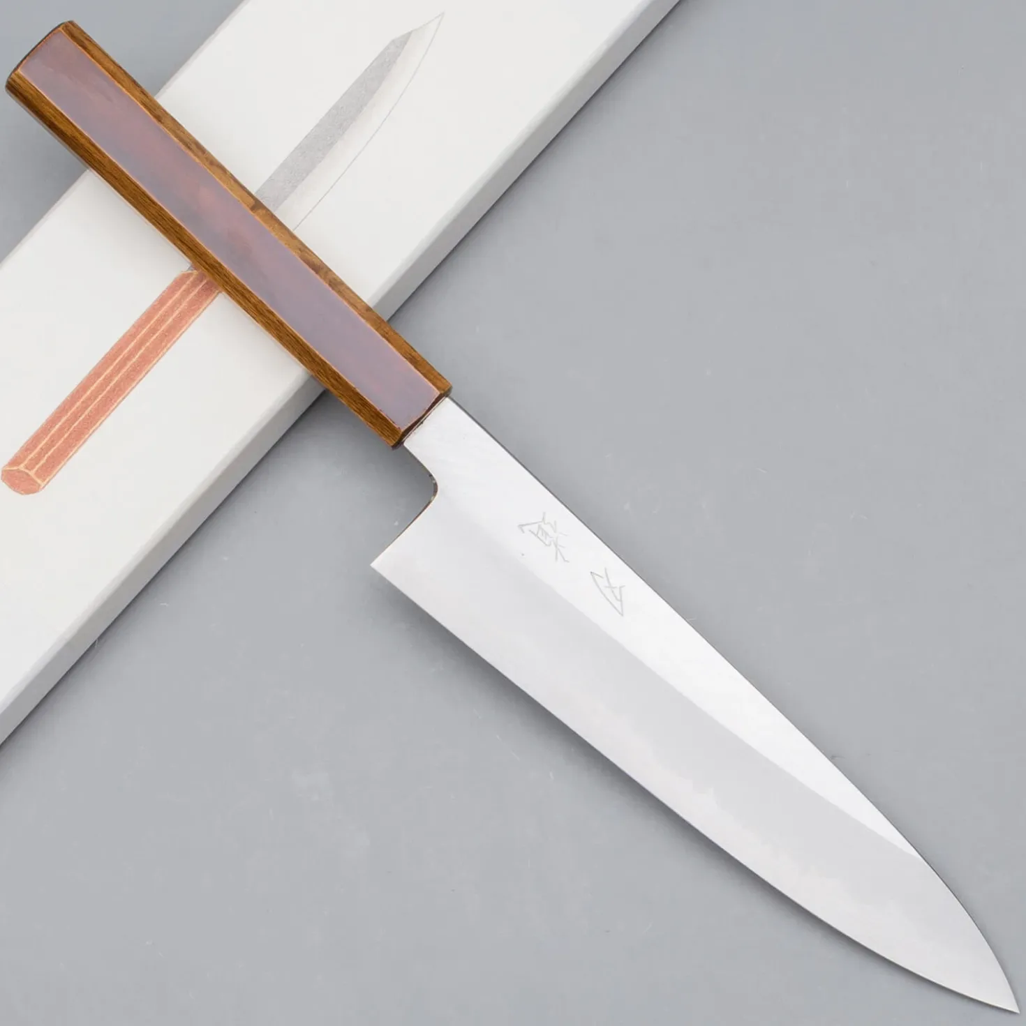 Hado Junpaku Urushi Gyuto 21 cm