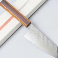 Hado Shiosai SG2 Urushi Oak Kiritsuke Ko-Bunka 13.5 cm