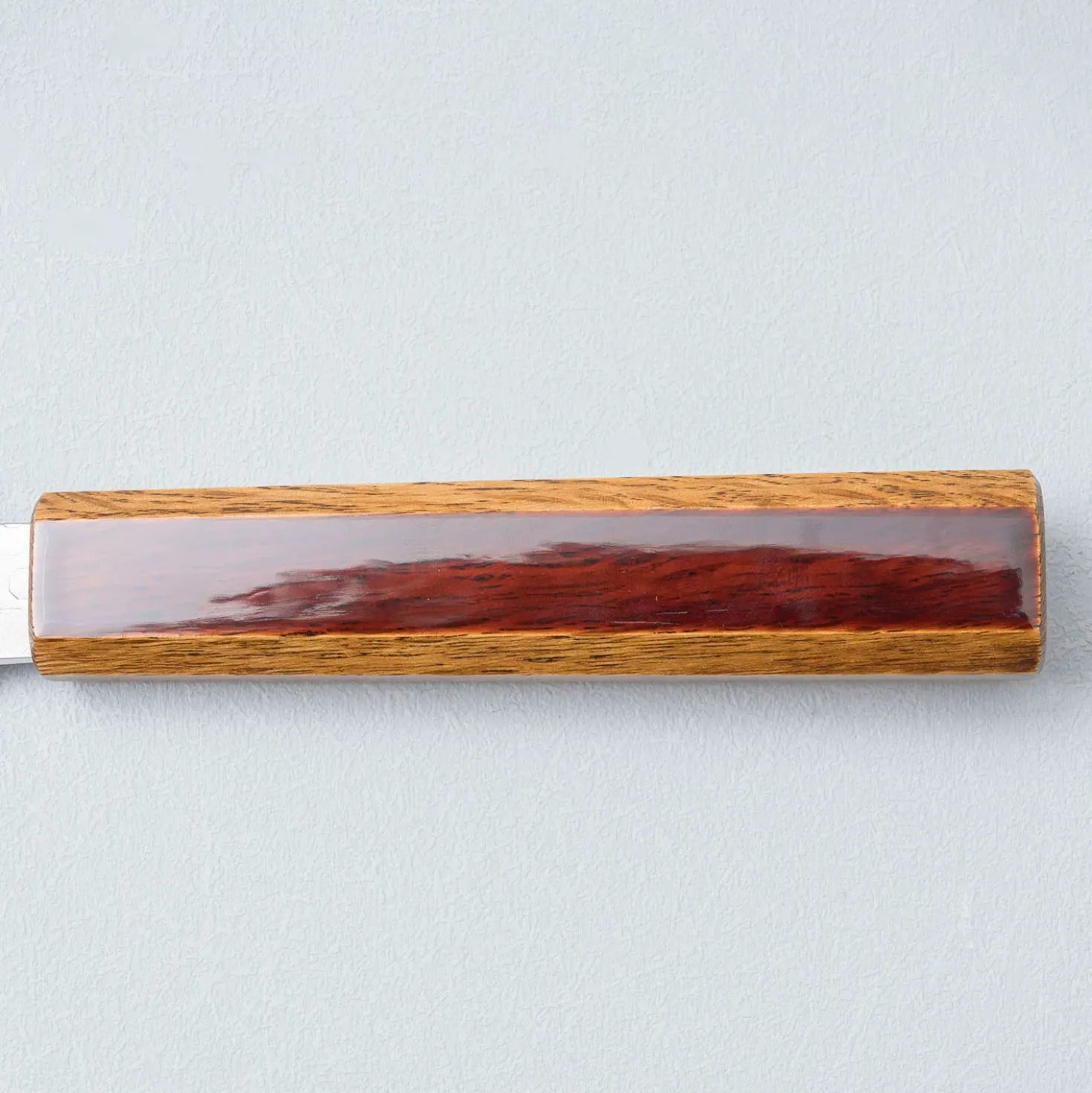 Hado Shiosai SG2 Urushi Oak Kiritsuke Ko-Bunka 13.5 cm