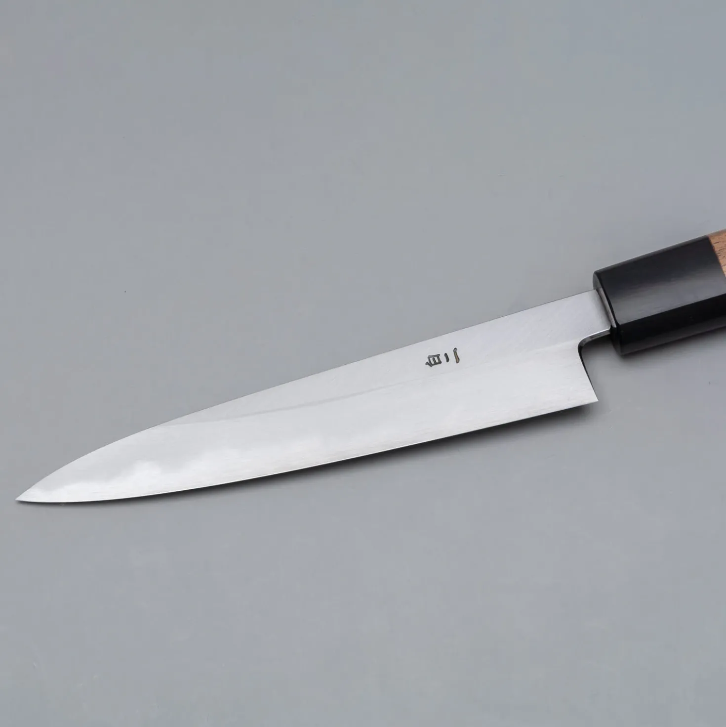Hado Shiro Petty