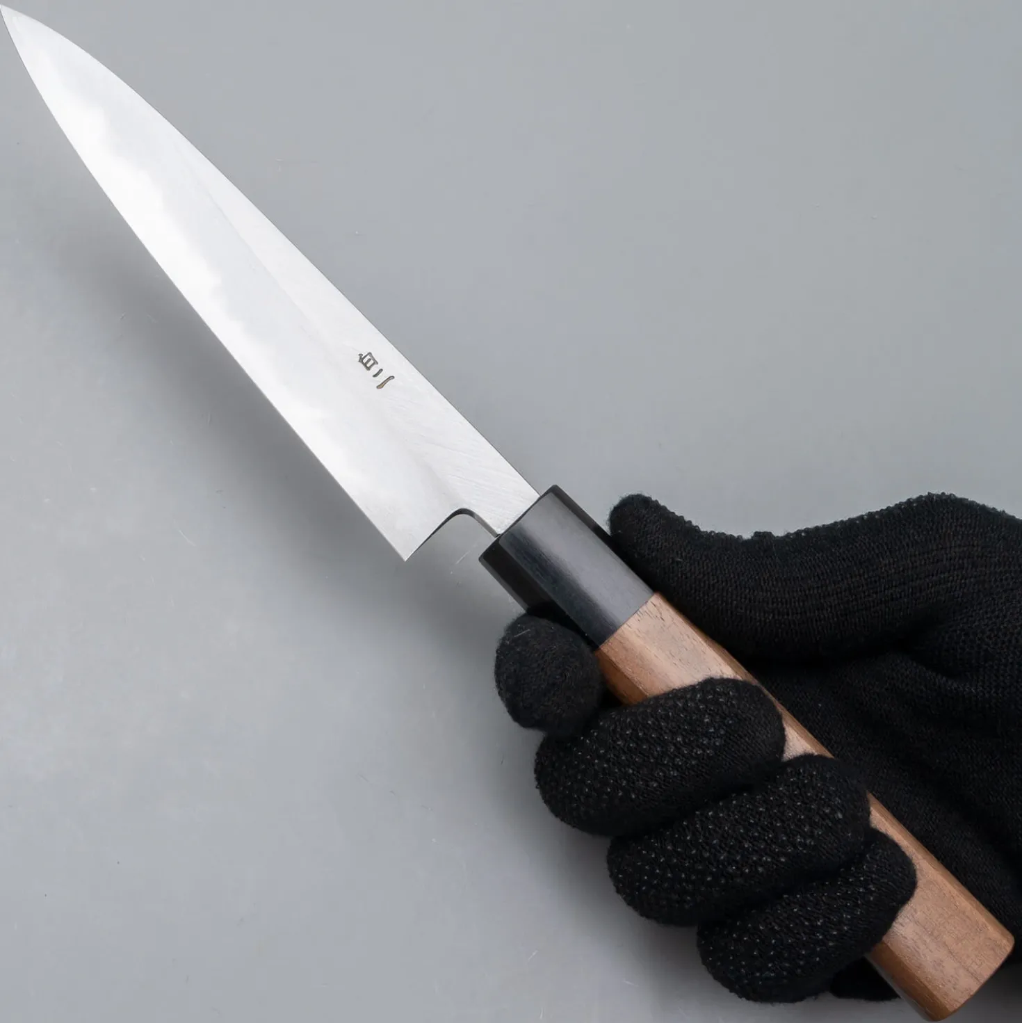 Hado Shiro Petty
