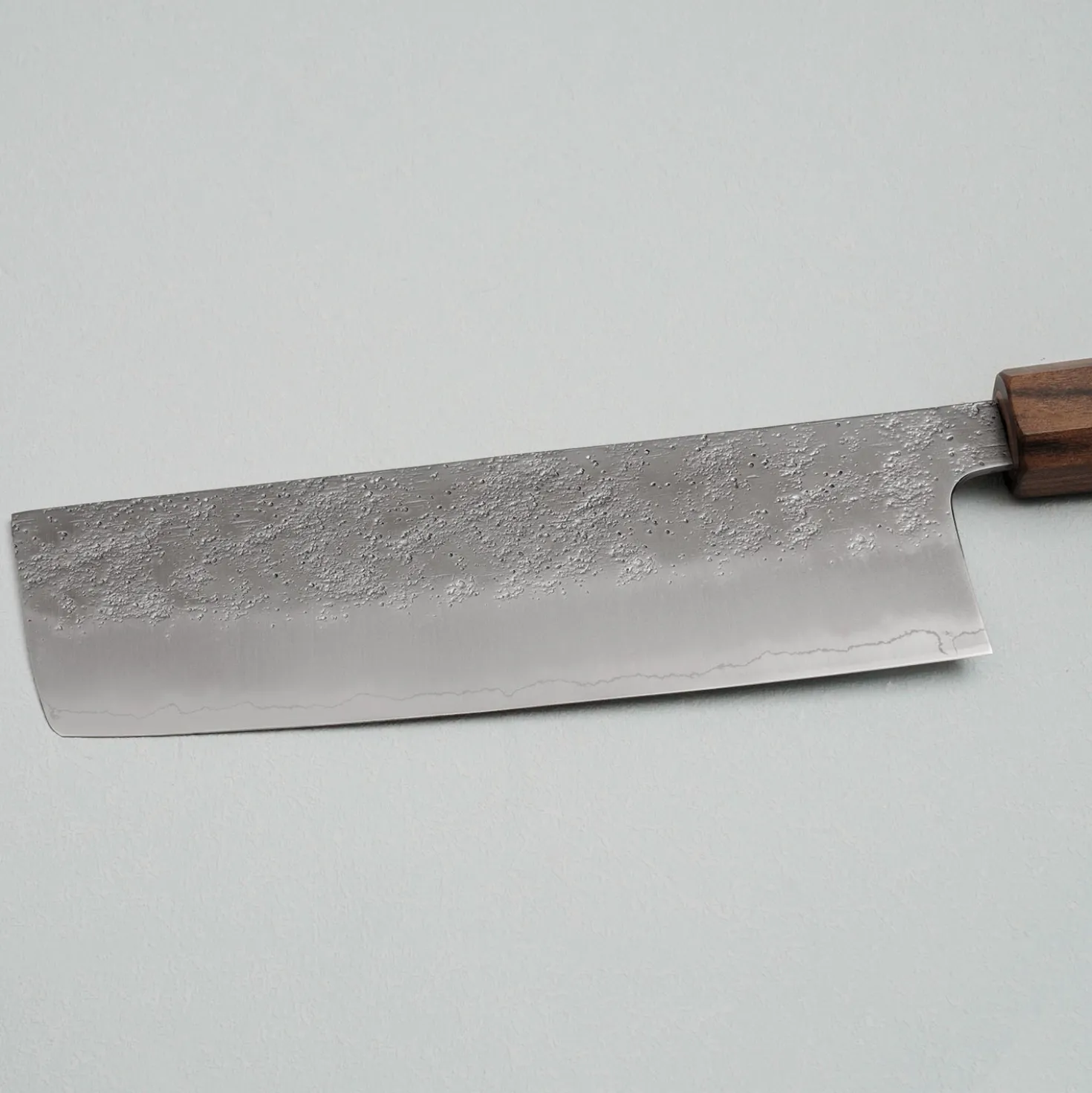 Hatsukokoro Ginrei Ginsan Bubinga Nakiri 17 cm