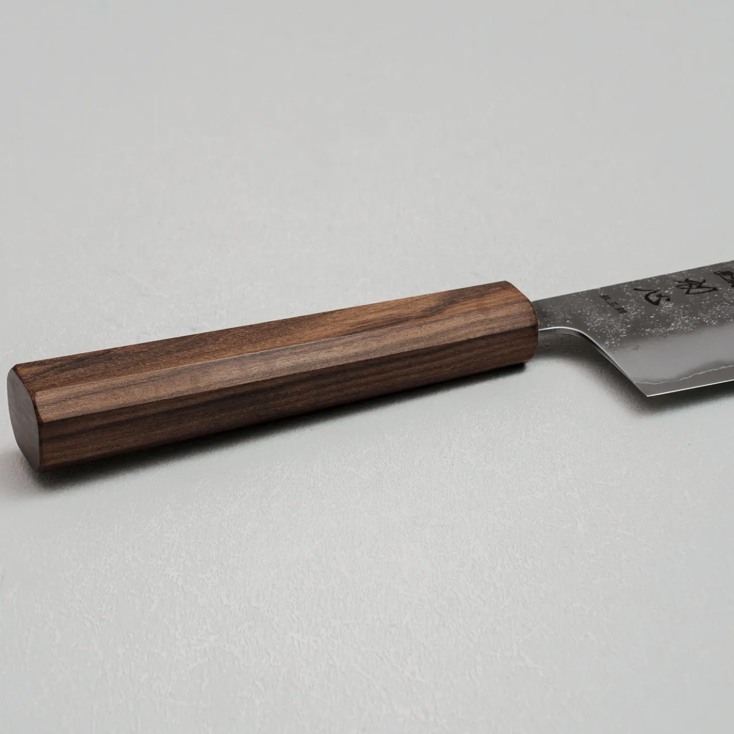 Hatsukokoro Ginrei Ginsan Bubinga Nakiri 17 cm
