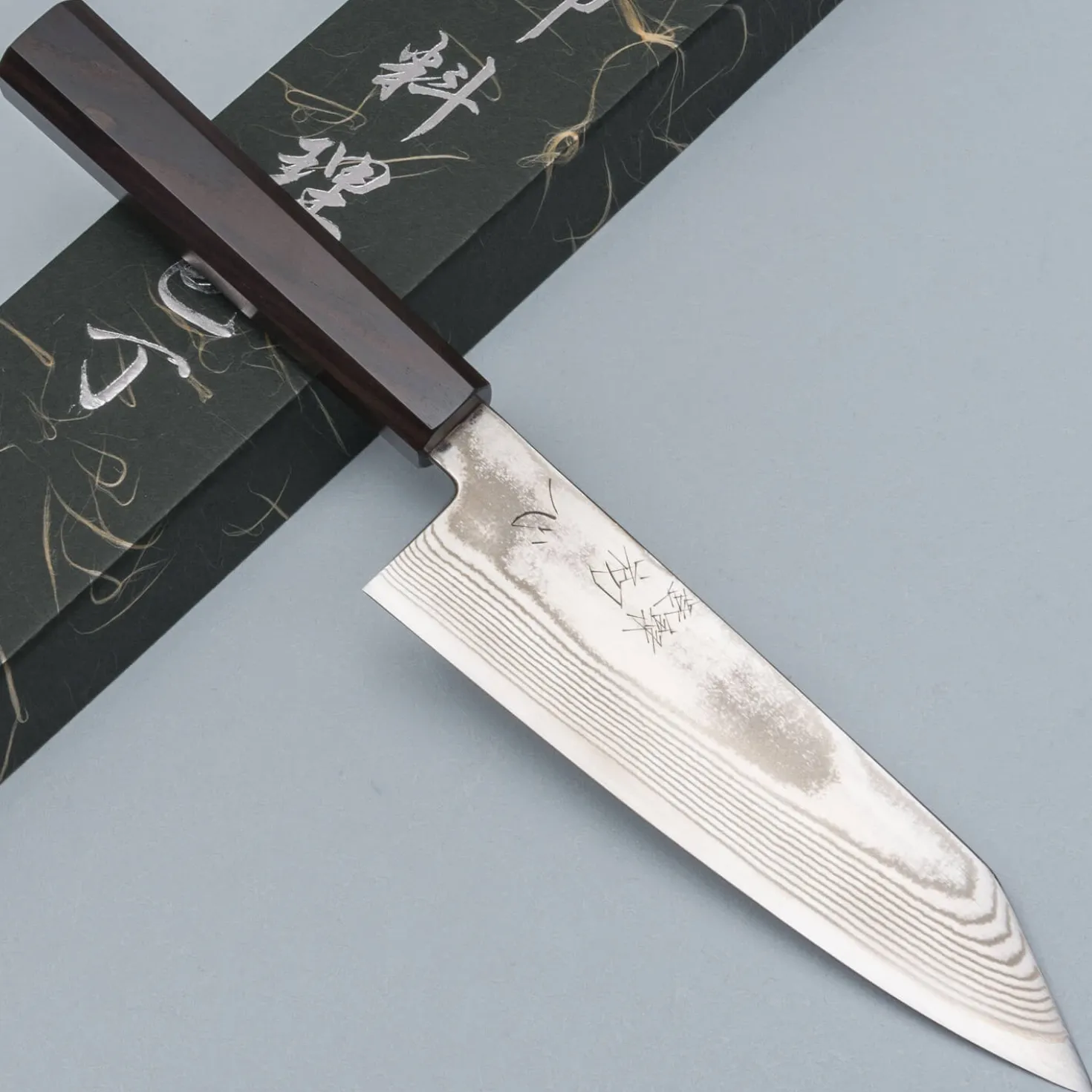 Hatsukokoro Ginsou Ginsan Nickel Damast Bunka 18 cm