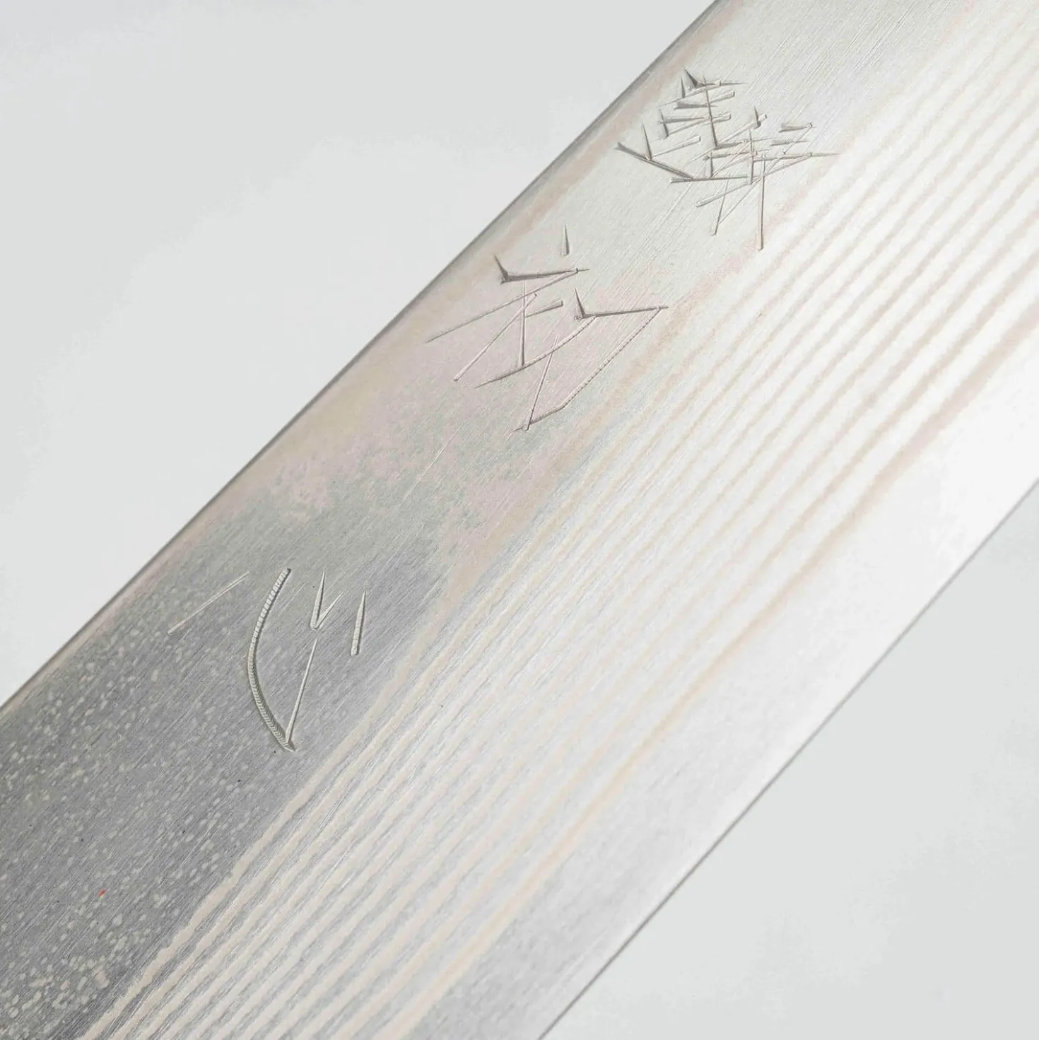 Hatsukokoro Ginsou Ginsan Nickel Damast Gyuto 21 cm