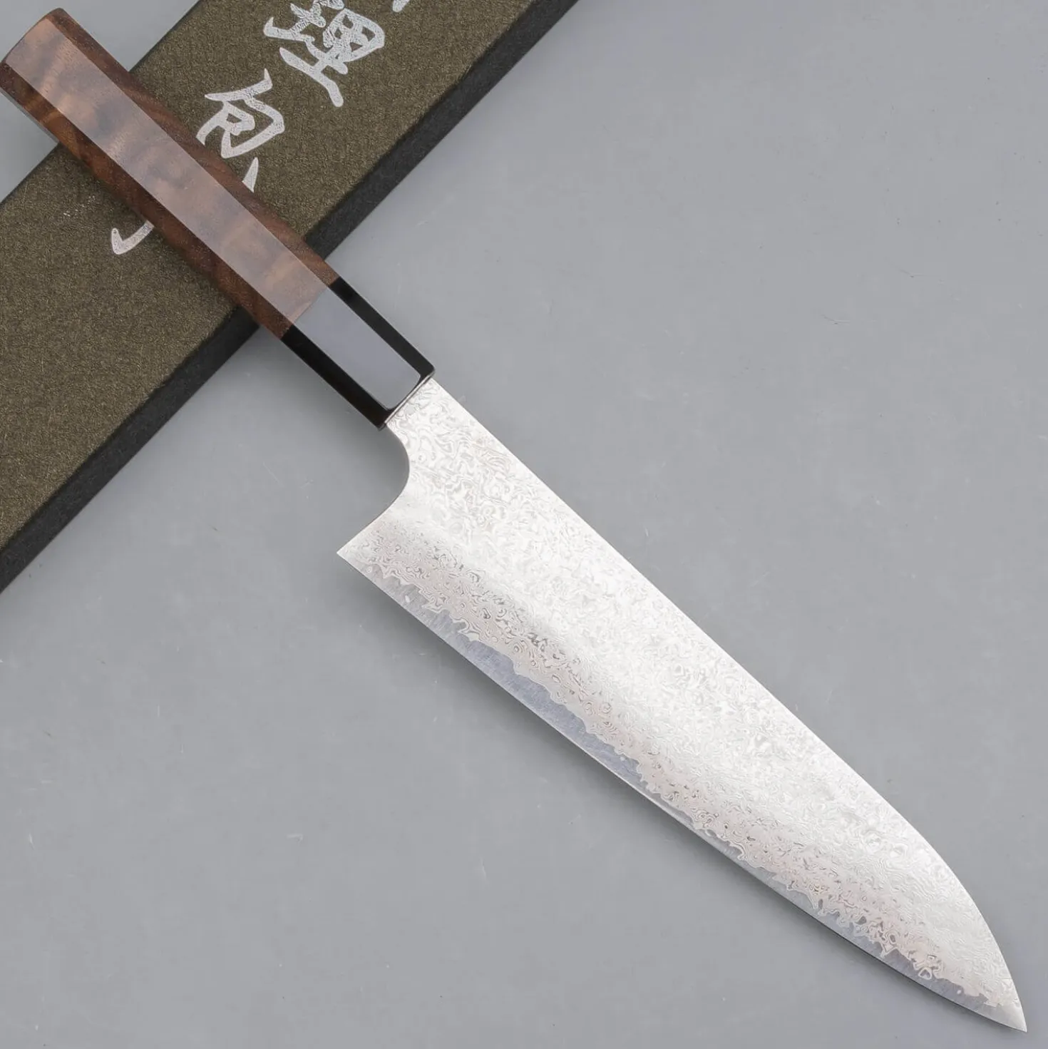 Hatsukokoro Ginyo Ginsan Damast Tsuchime Gyuto 21 cm