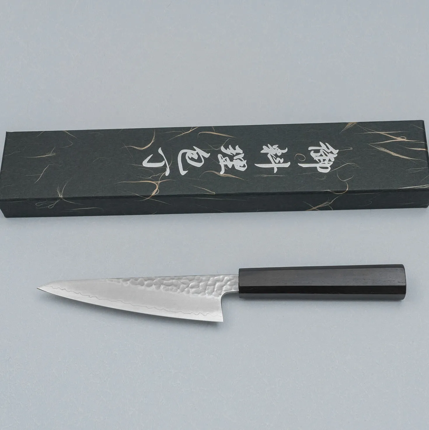 Hatsukokoro Hayabusa Ginsan Tsuchime Honesuki 15 cm