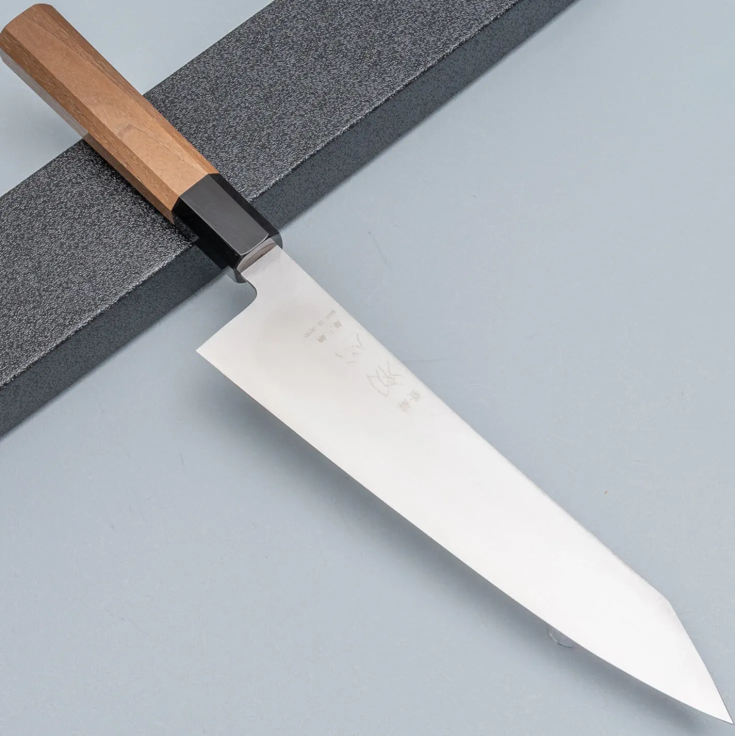 Hatsukokoro Hayabusa Ginsan Kiritsuke 21 cm