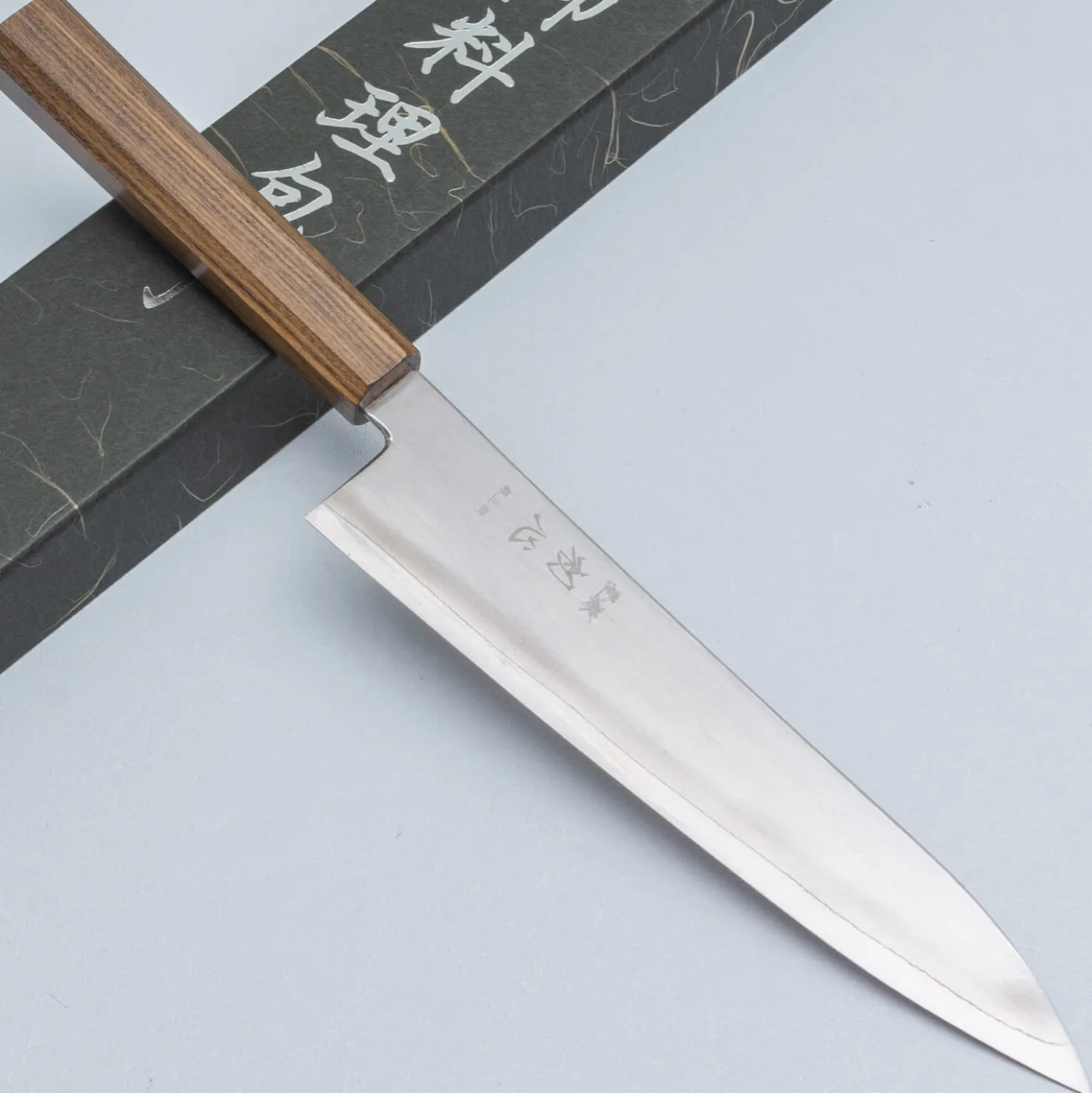 Hatsukokoro Hayabusa Ginsan Bubinga Gyuto 21 cm