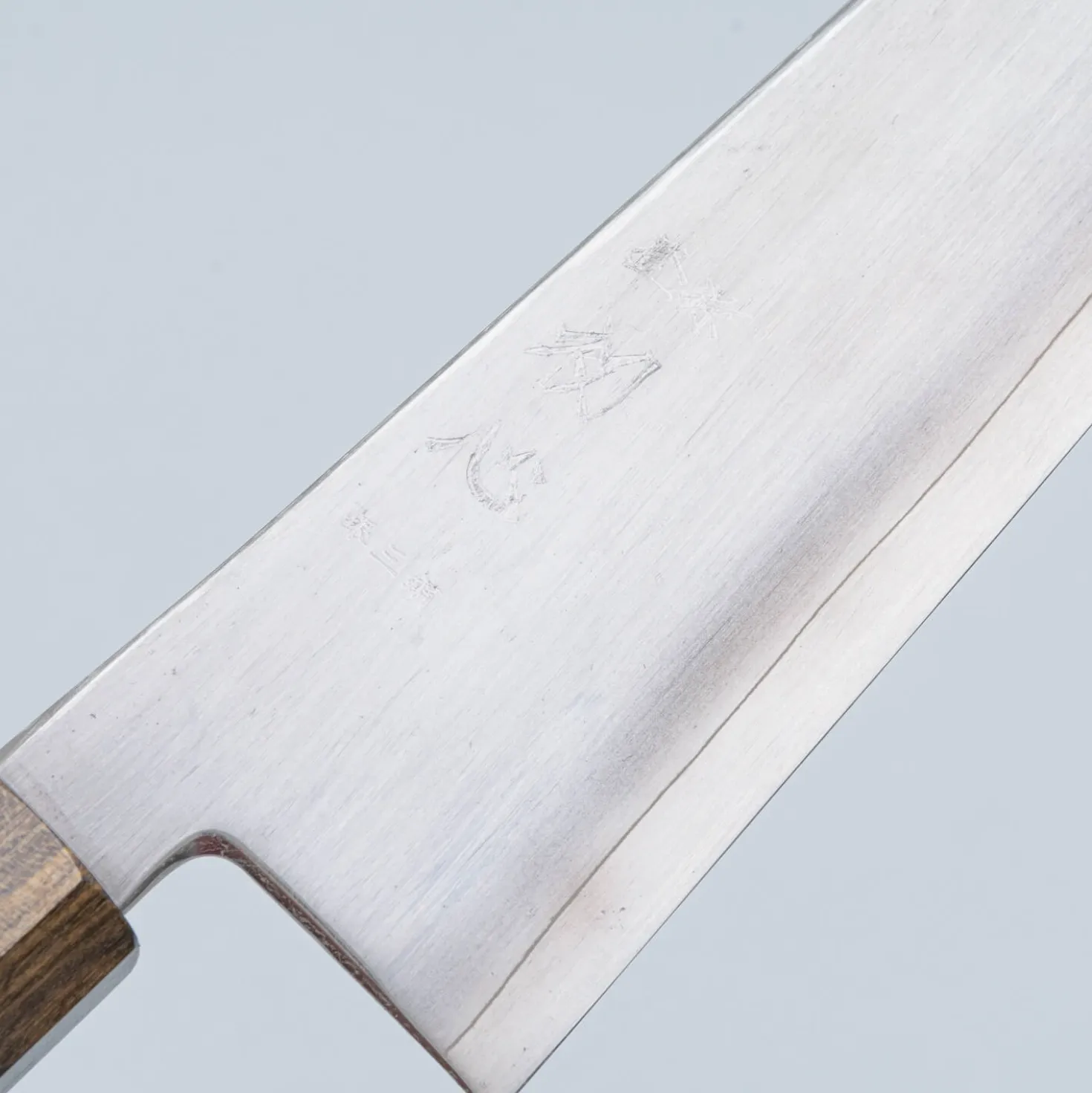 Hatsukokoro Hayabusa Ginsan Bubinga Kiritsuke 24 cm