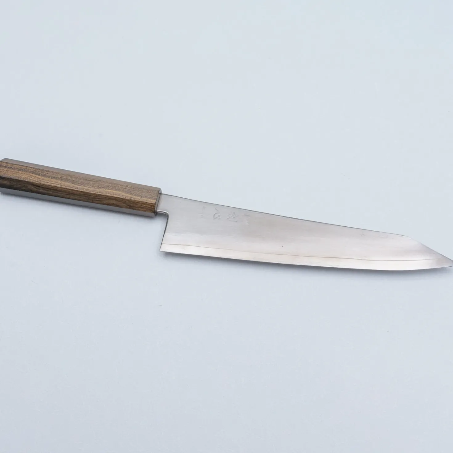Hatsukokoro Hayabusa Ginsan Bubinga Kiritsuke 24 cm