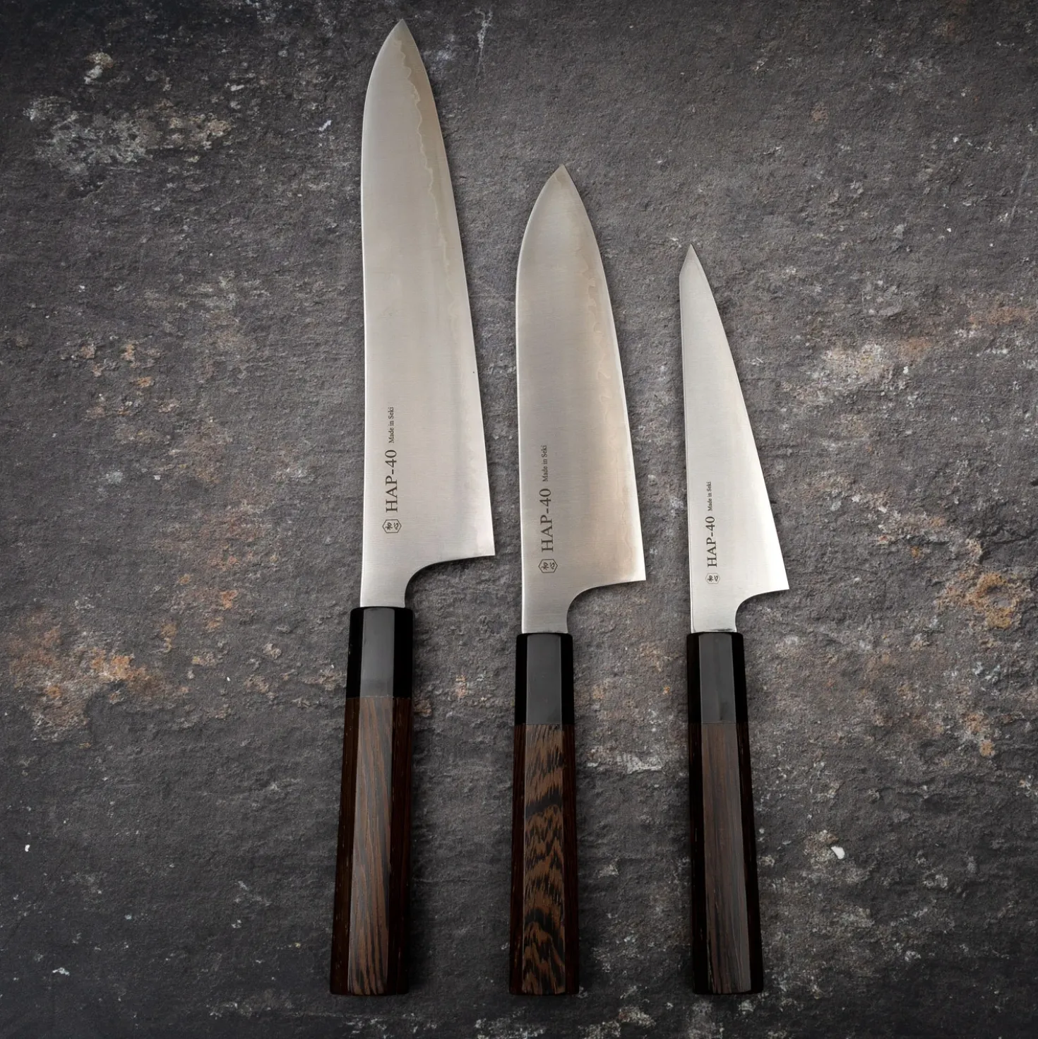 Hatsukokoro Hayabusa Hap40 Santoku 18 cm