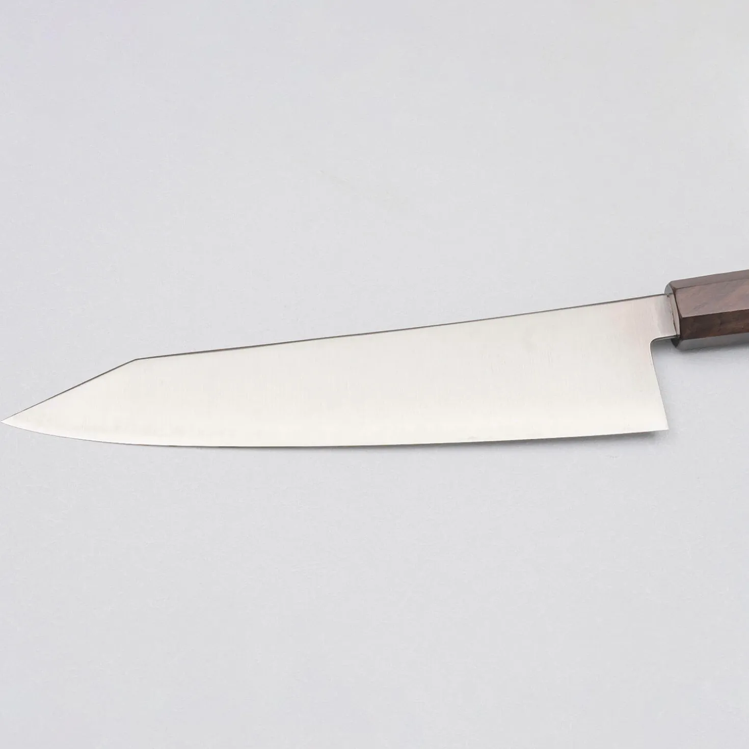 Hatsukokoro Hayabusa SG2 Ebony Kiritsuke 24 cm