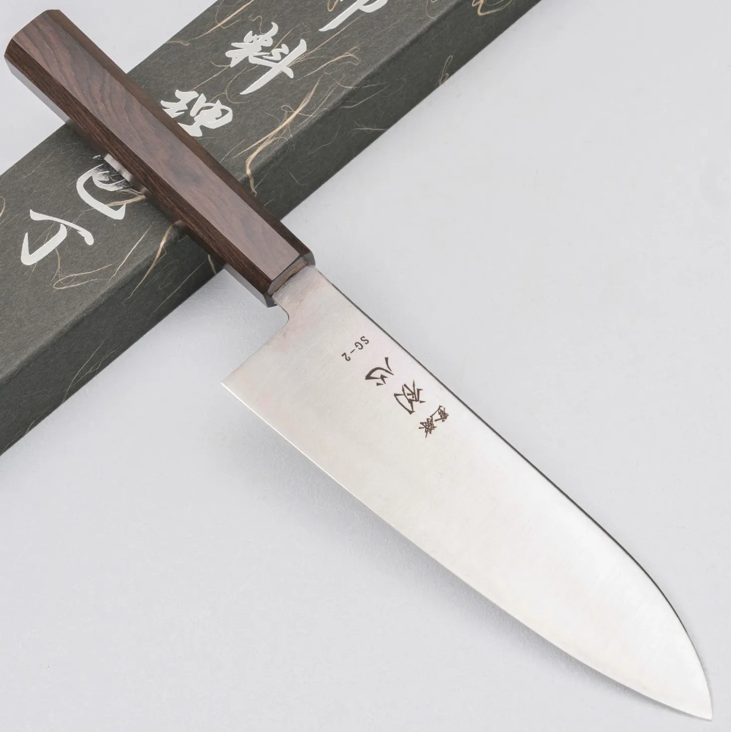 Hatsukokoro Hayabusa SG2 Ebony Santoku 18 cm