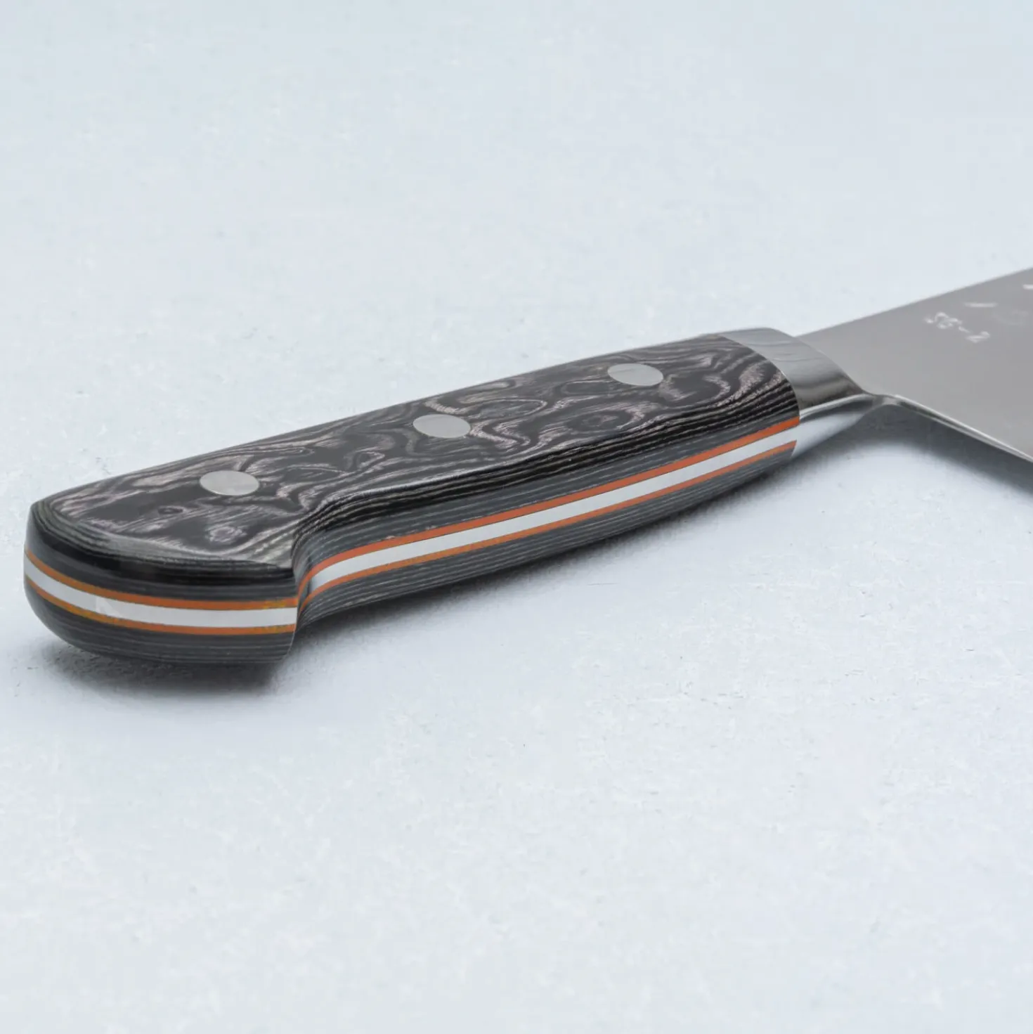 Hatsukokoro Hayabusa SG2 Western Santoku 18 cm