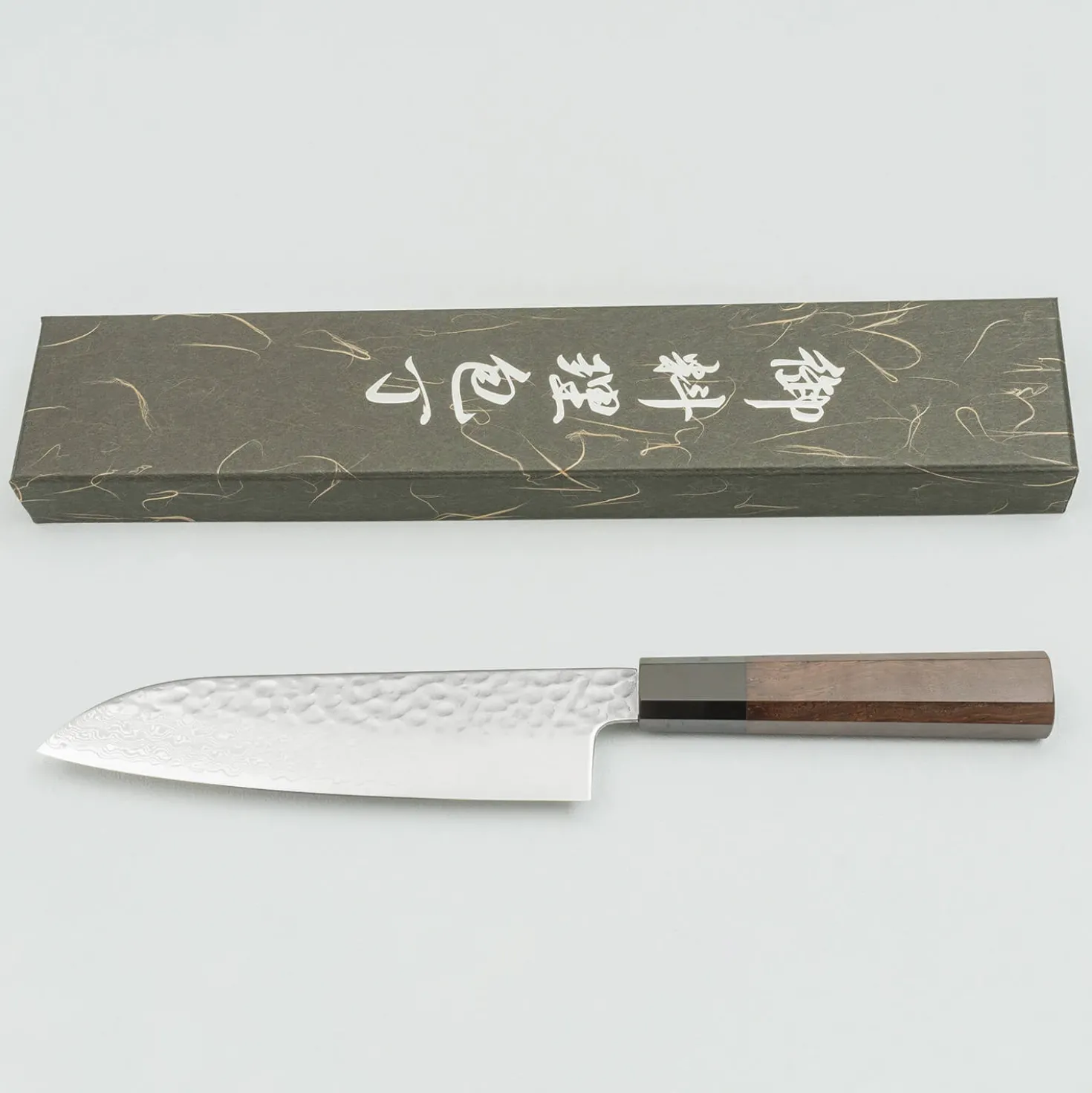 Hatsukokoro Hayabusa VG10 Tsuchime Damast Santoku