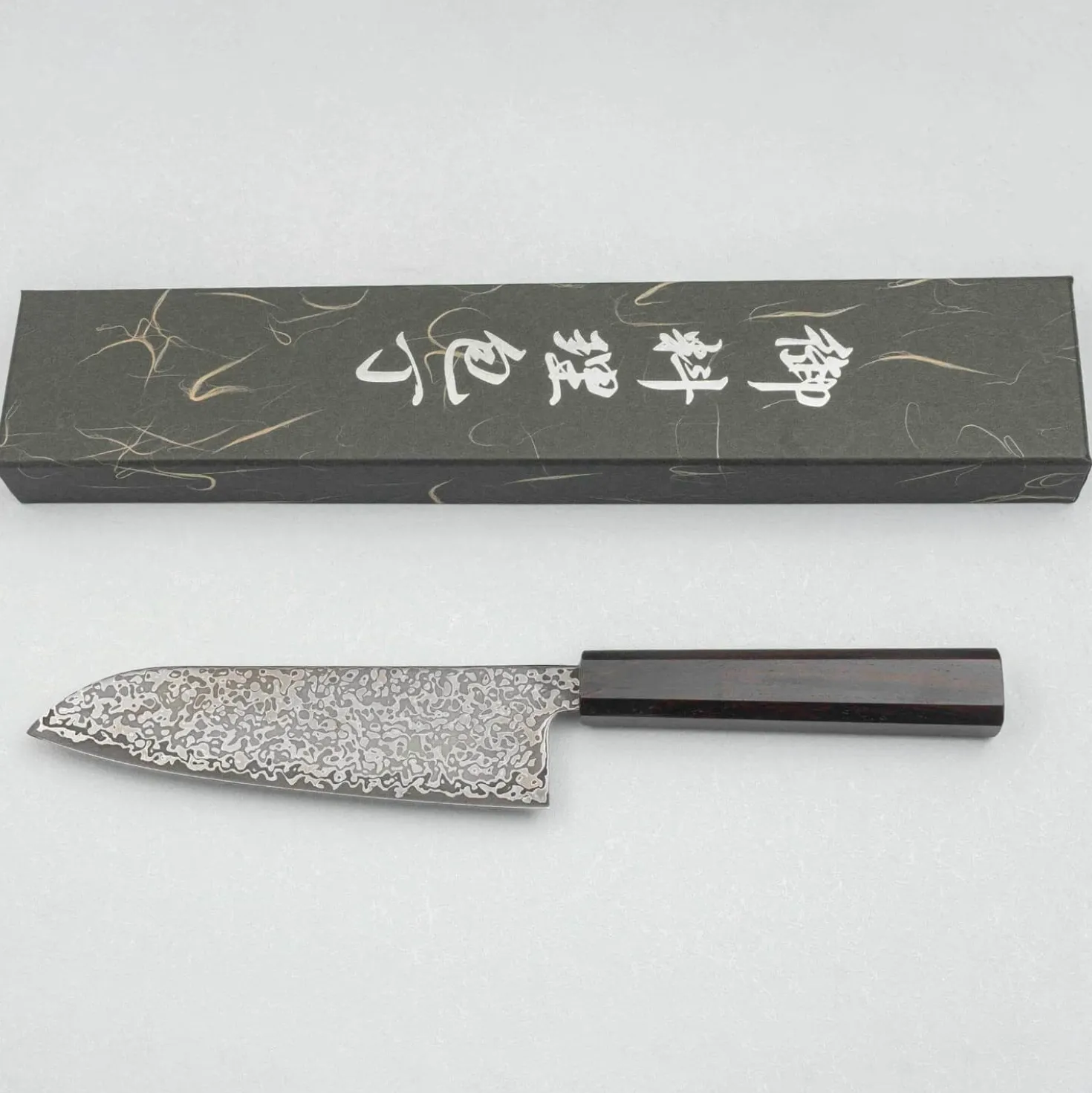 Hatsukokoro Hikari SLD Damast Ebony Santoku 17cm