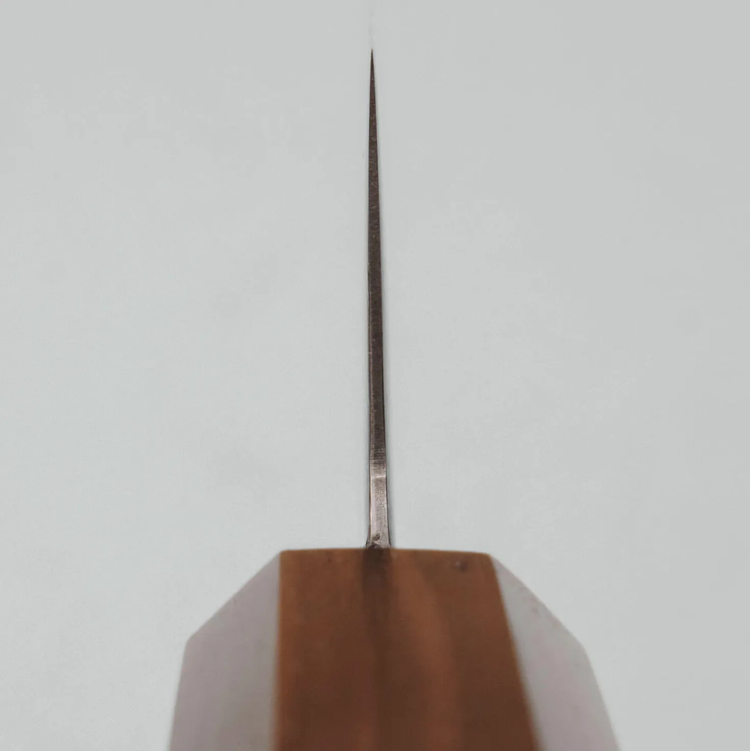 Hatsukokoro Hikari SLD Damast Ebony Kiritsuke 20 cm