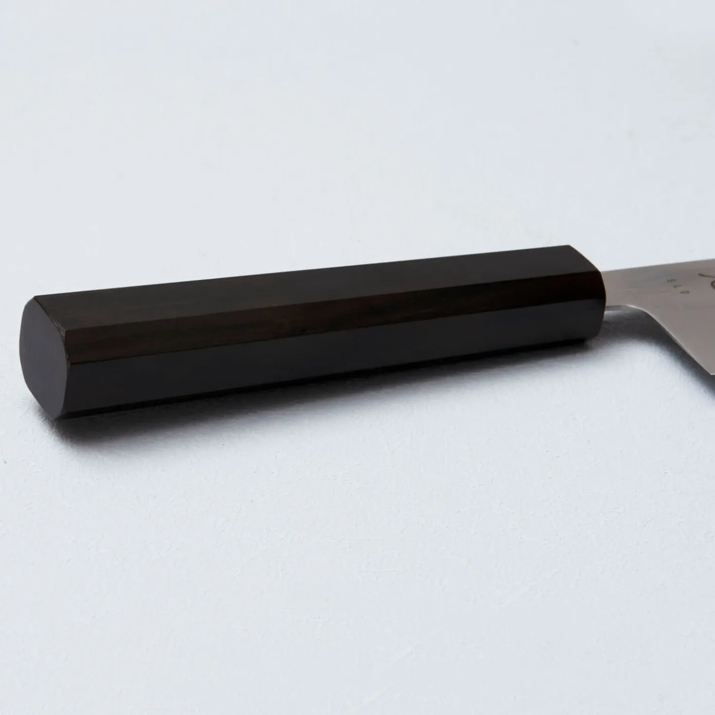 Hatsukokoro Hikari SLD Ebony Santoku 17 cm