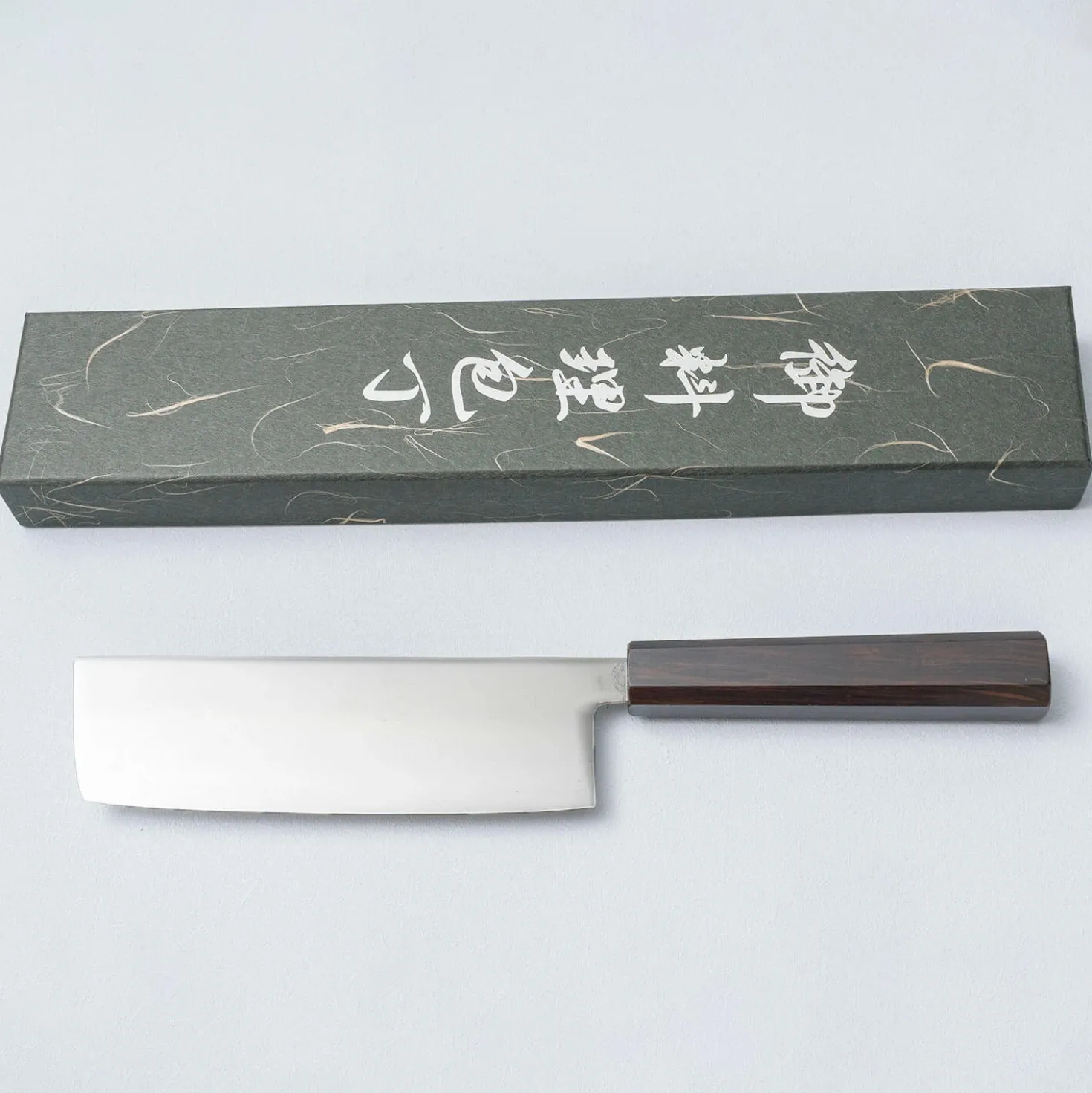 Hatsukokoro Hikari SLD Ebony Nakiri 16 cm