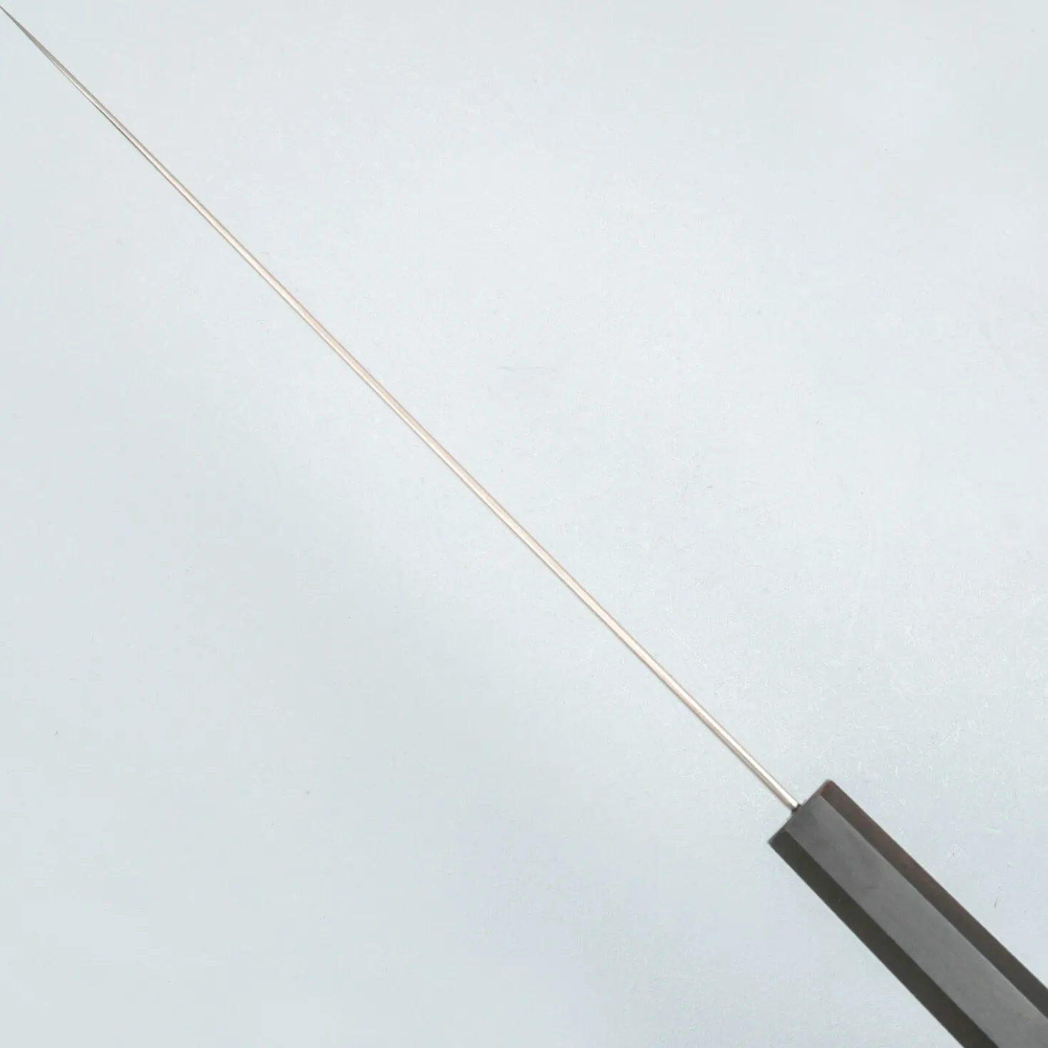 Hatsukokoro Kujaku V-Toku 2 Rainbow Damast Sujihiki 27 cm