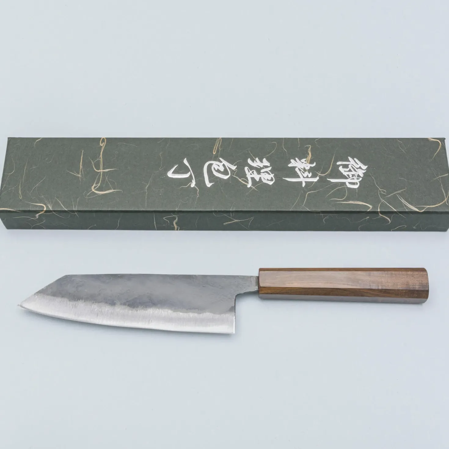 Hatsukokoro Kurogane Aogami #2 Bunka 17 cm