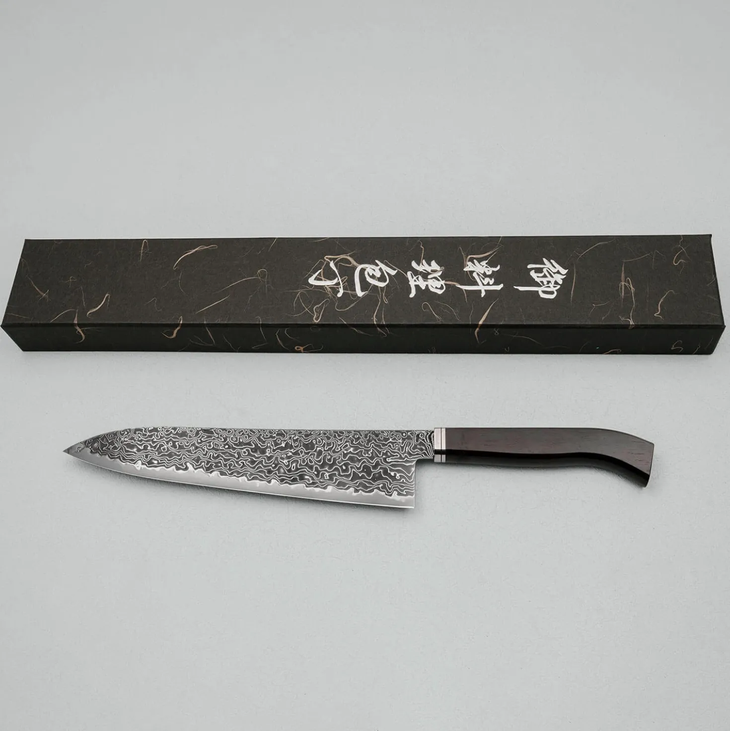 Hatsukokoro Ryuhyo Kurozome SG2 Damast Curved Ebony Gyuto 21 cm