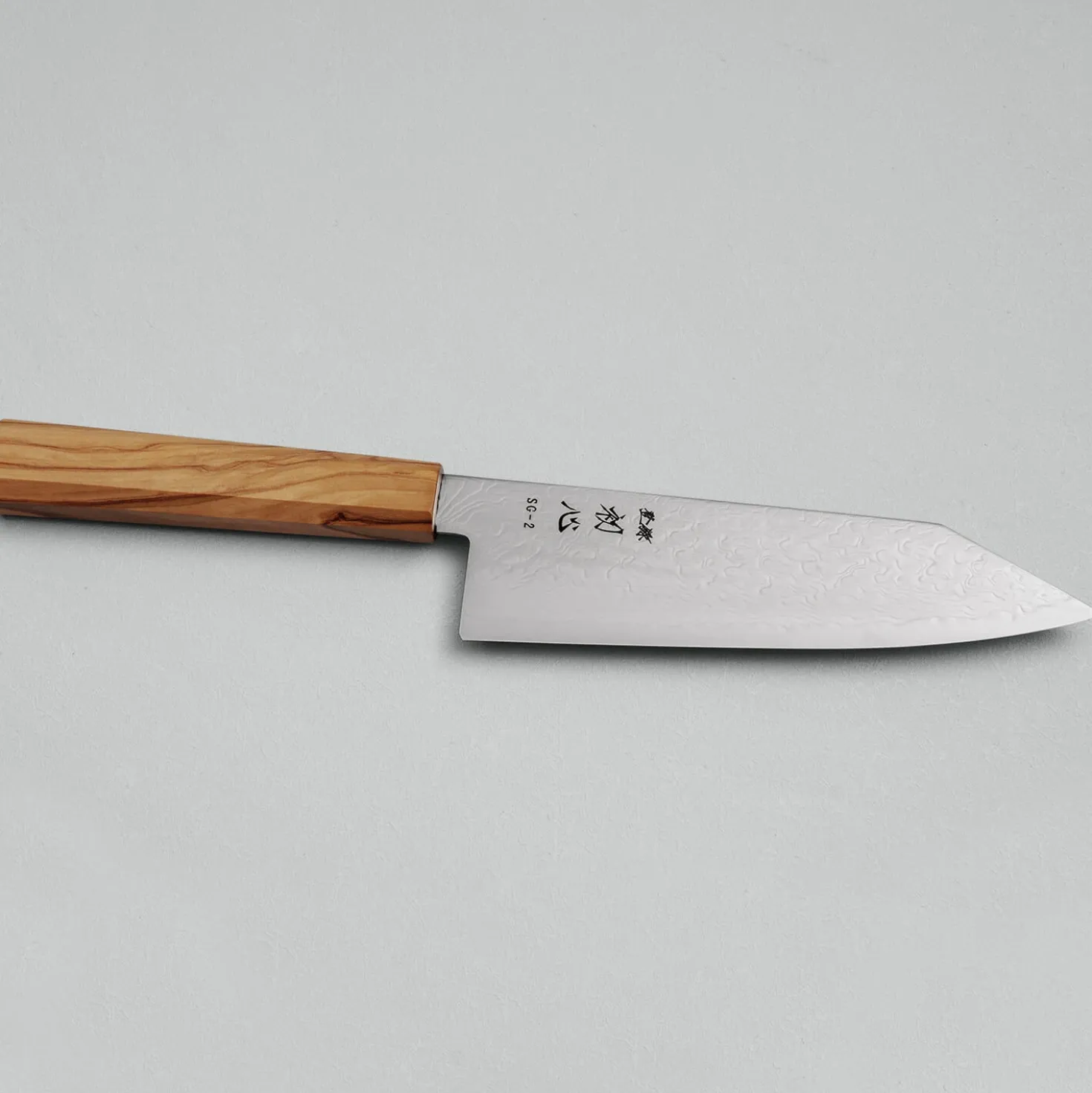 Hatsukokoro Ryuhyo SG2 Damast Olive Bunka 18 cm