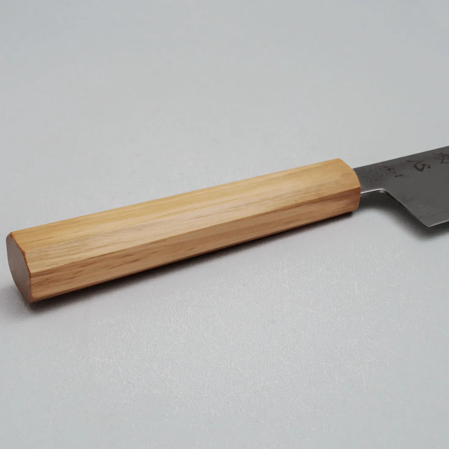 Hatsukokoro Ryuhyo SG2 Damast Olive Gyuto 21 cm