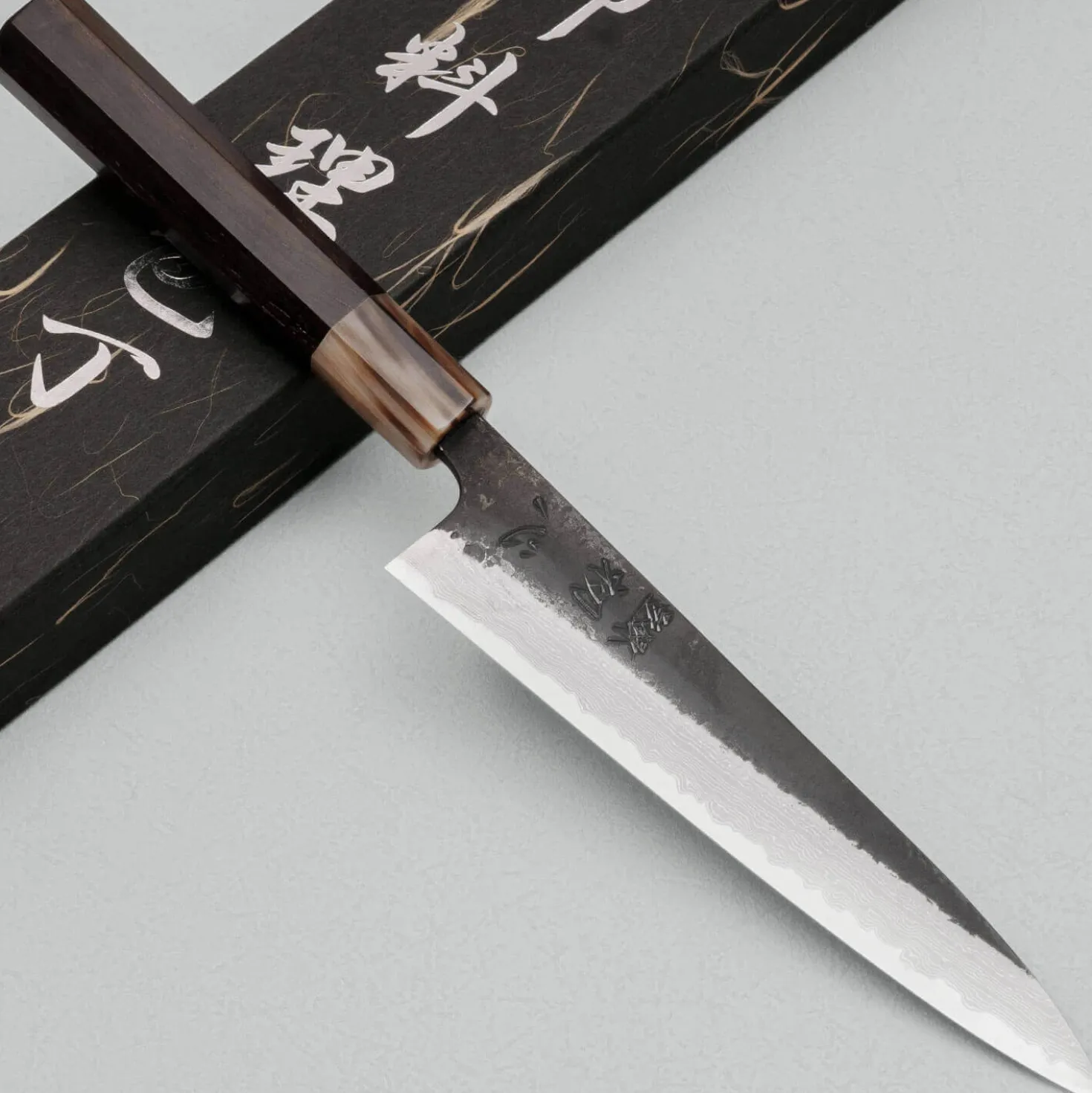 Hatsukokoro Shinkiro Aogami Super Ebony Horn Petty 15 cm