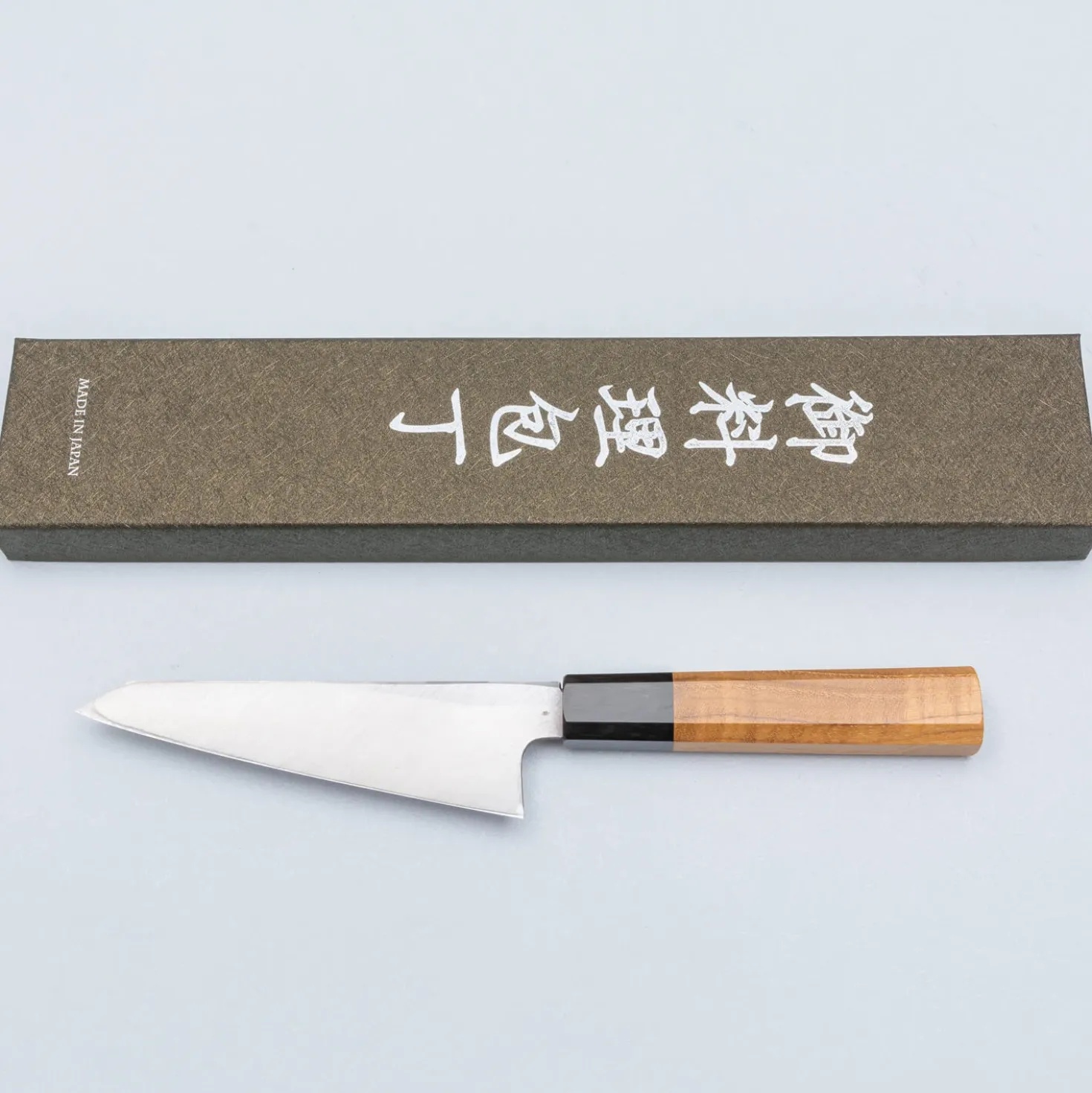 Hatsukokoro Shirasagi AO2 Tsuchime Single Bevel Honesuki 15 cm