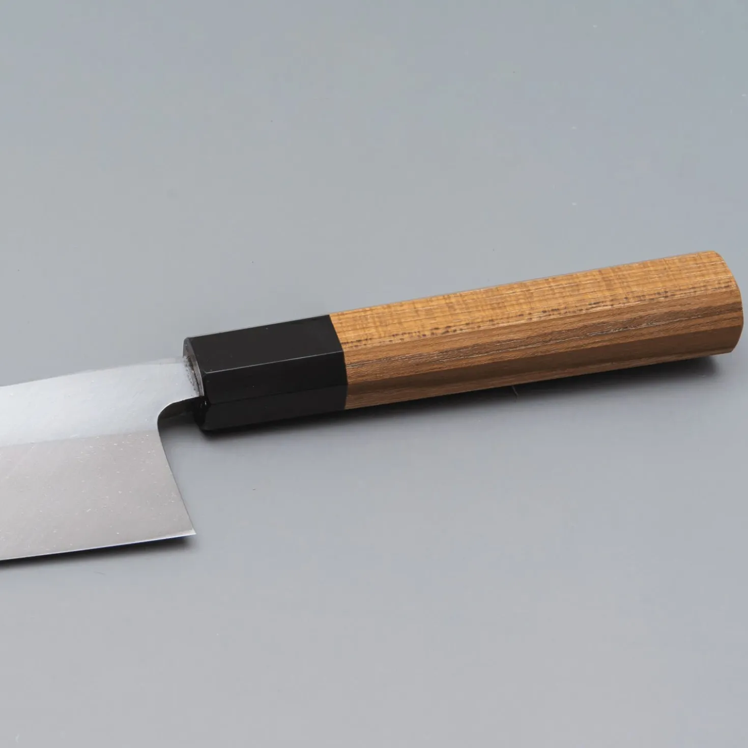 Hatsukokoro Shirasagi Kurouchi Single Bevel Kiritsuke Deba 16.5 cm