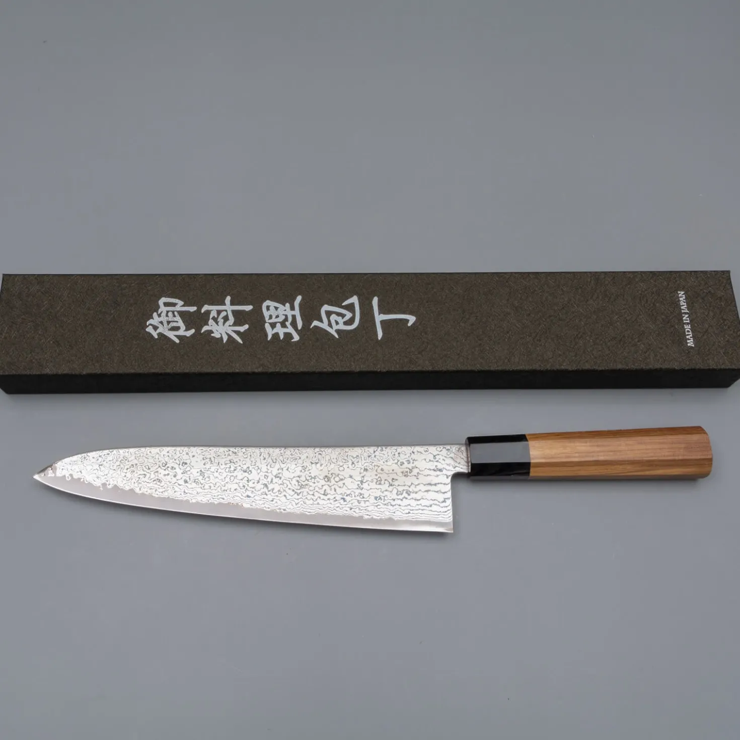 Hatsukokoro Sunaarashi VG10 Damast Gyuto 24 cm