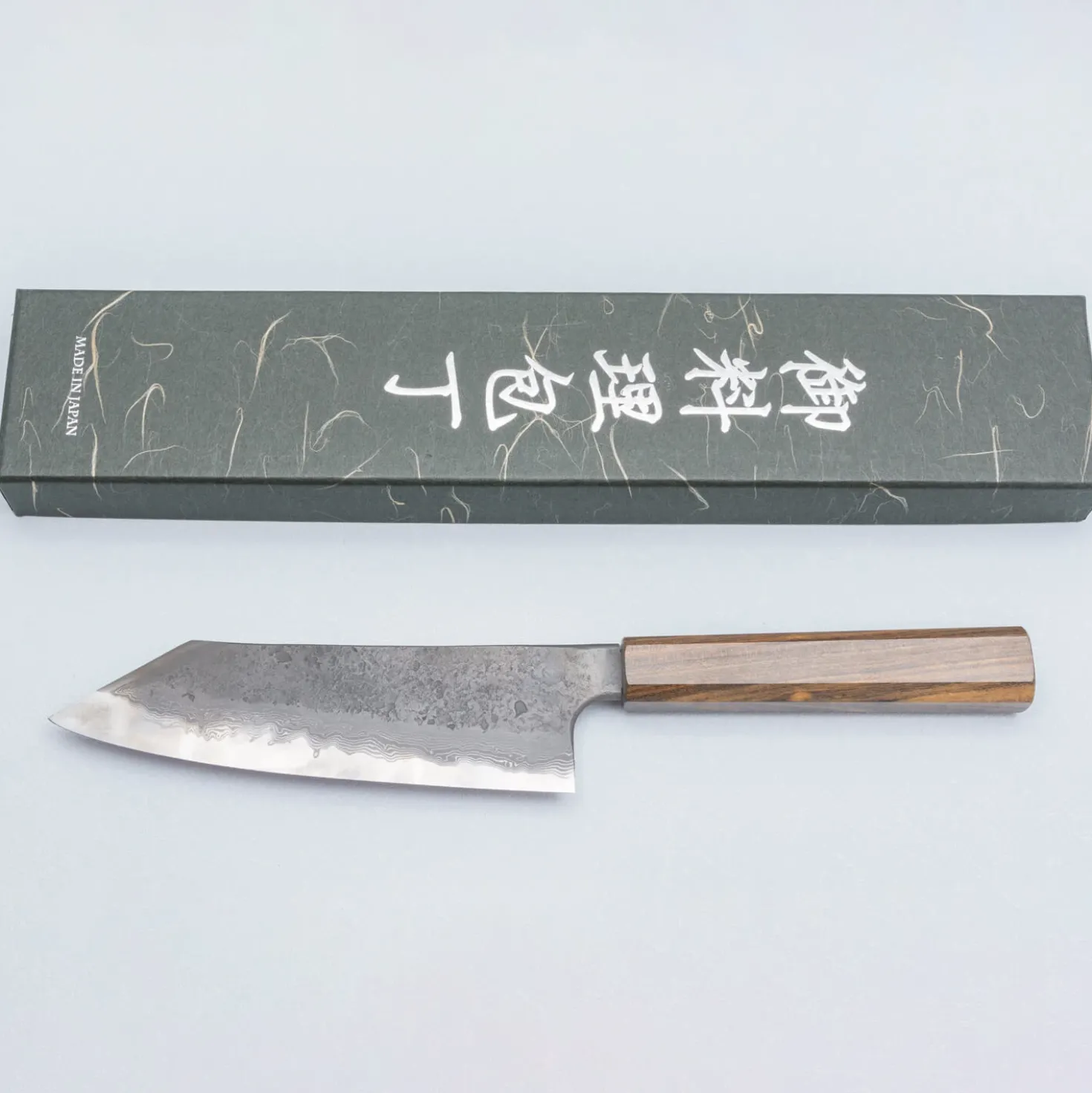 Hatsukokoro x Nigara Aogami 2 Nashiji Damast Bubinga Bunka 18 cm
