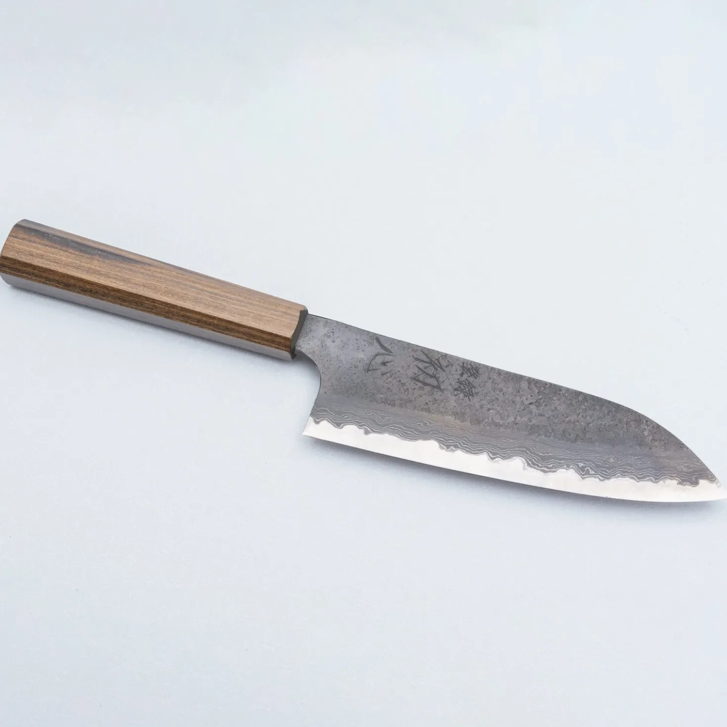 Hatsukokoro x Nigara Aogami 2 Nashiji Damast Bubinga Santoku 18 cm