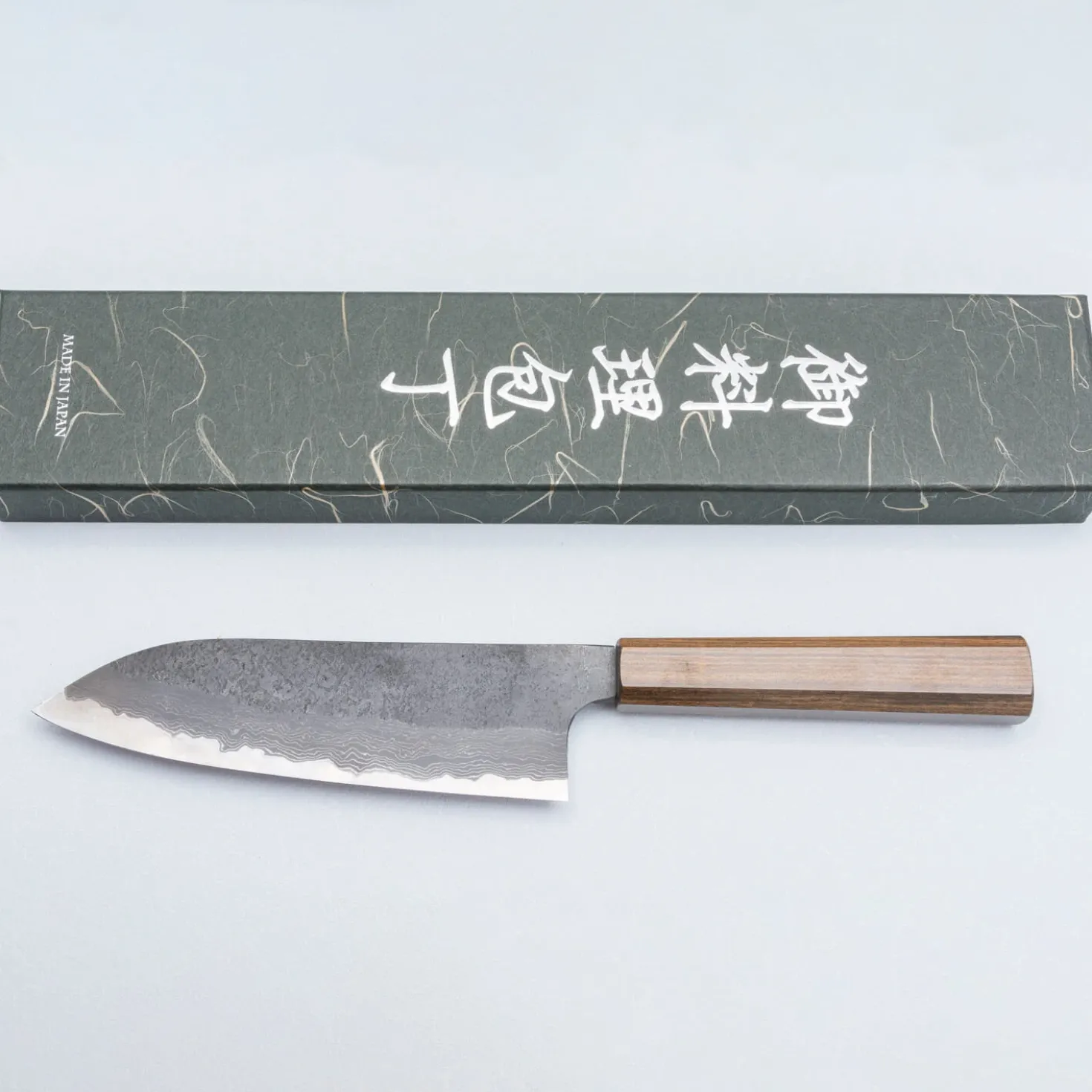 Hatsukokoro x Nigara Aogami 2 Nashiji Damast Bubinga Santoku 18 cm
