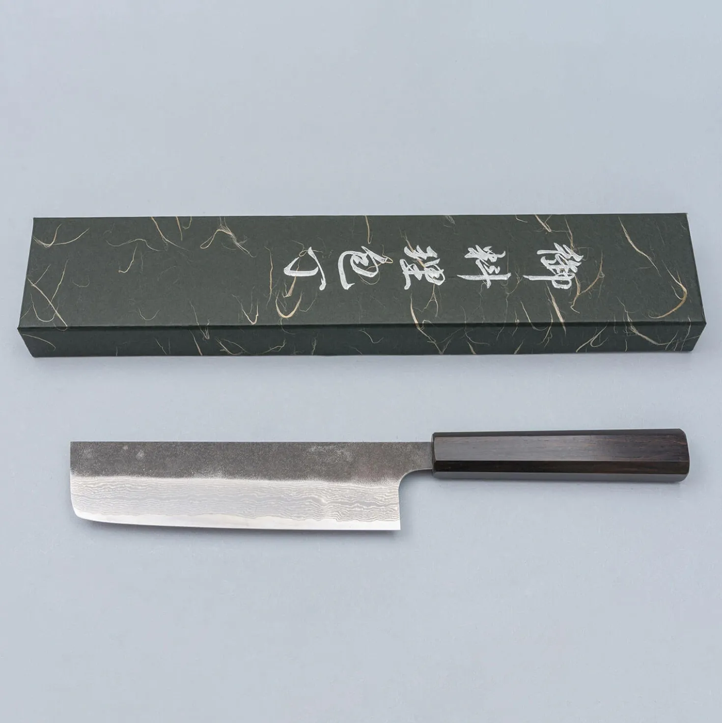 Hatsukokoro x Sanjo handgemaakte VG10 Damast Nakiri 16.5 cm
