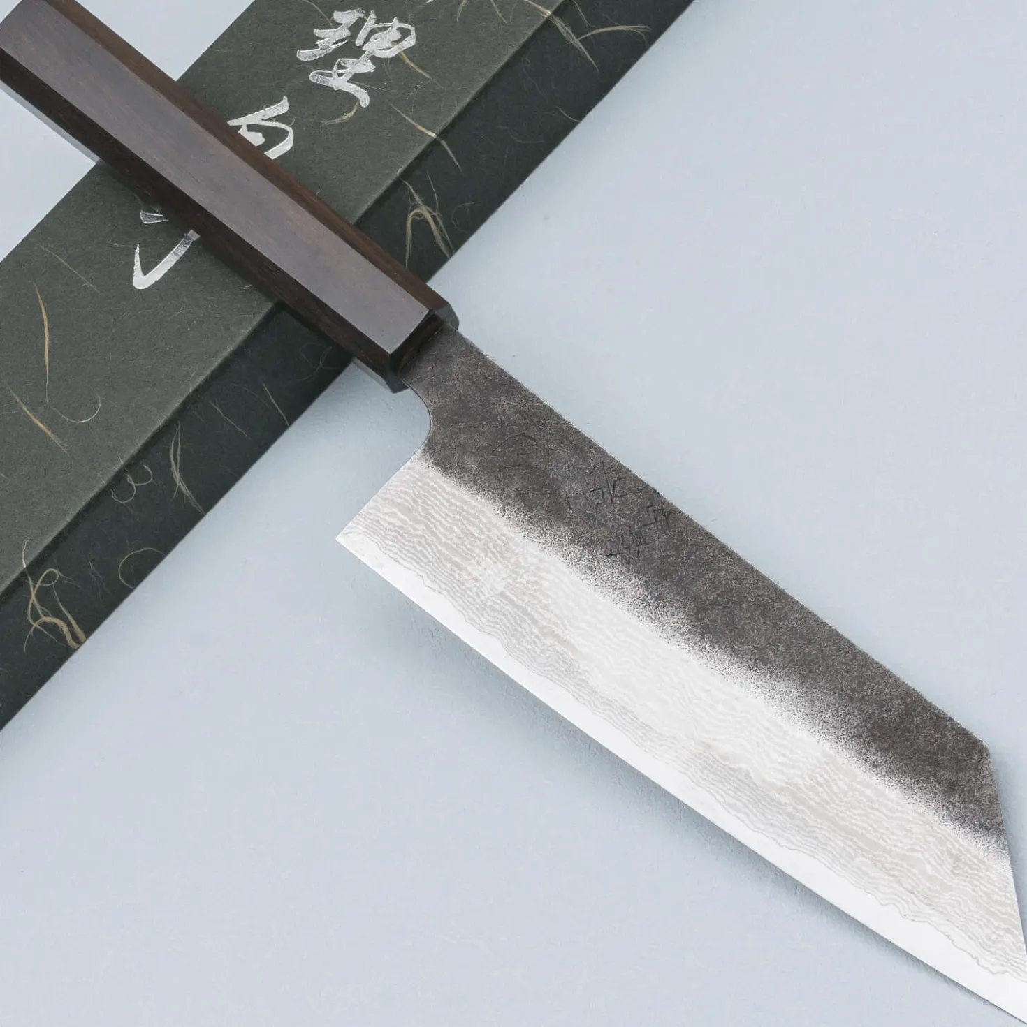 Hatsukokoro x Sanjo Handmade VG10 Damast Bunka 17 cm