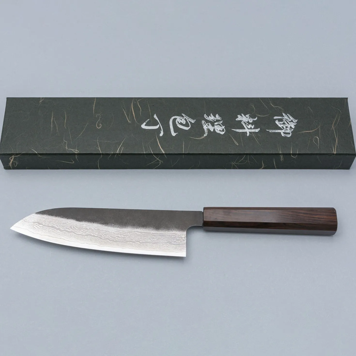 Hatsukokoro x Sanjo Handmade VG10 Damast Santoku 17 cm