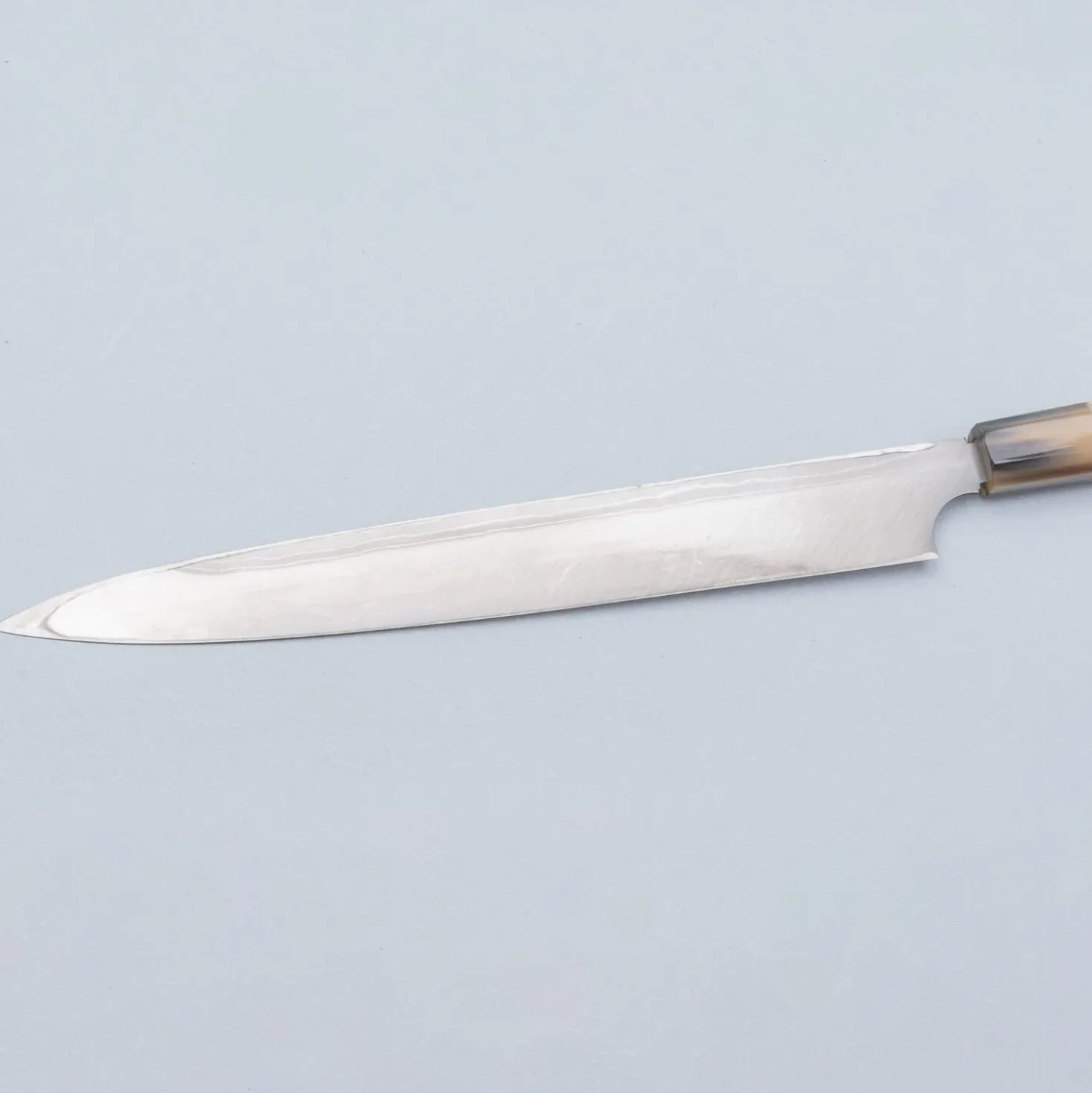 Hideo Kitaoka Shiro Damast Magnolia Yanagiba 27 cm