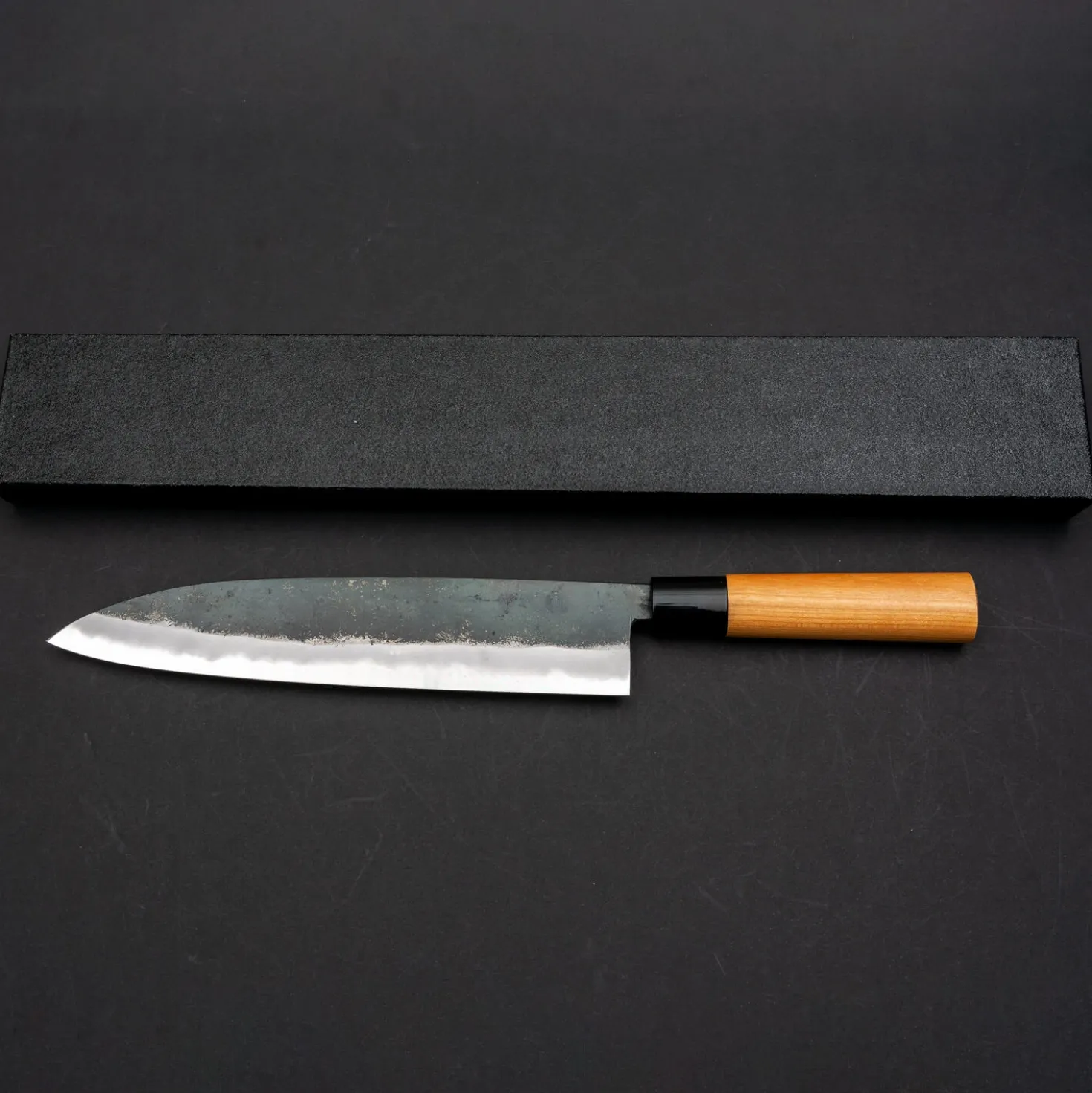 Hinokuni Shirogami Kurouchi Gyuto 24