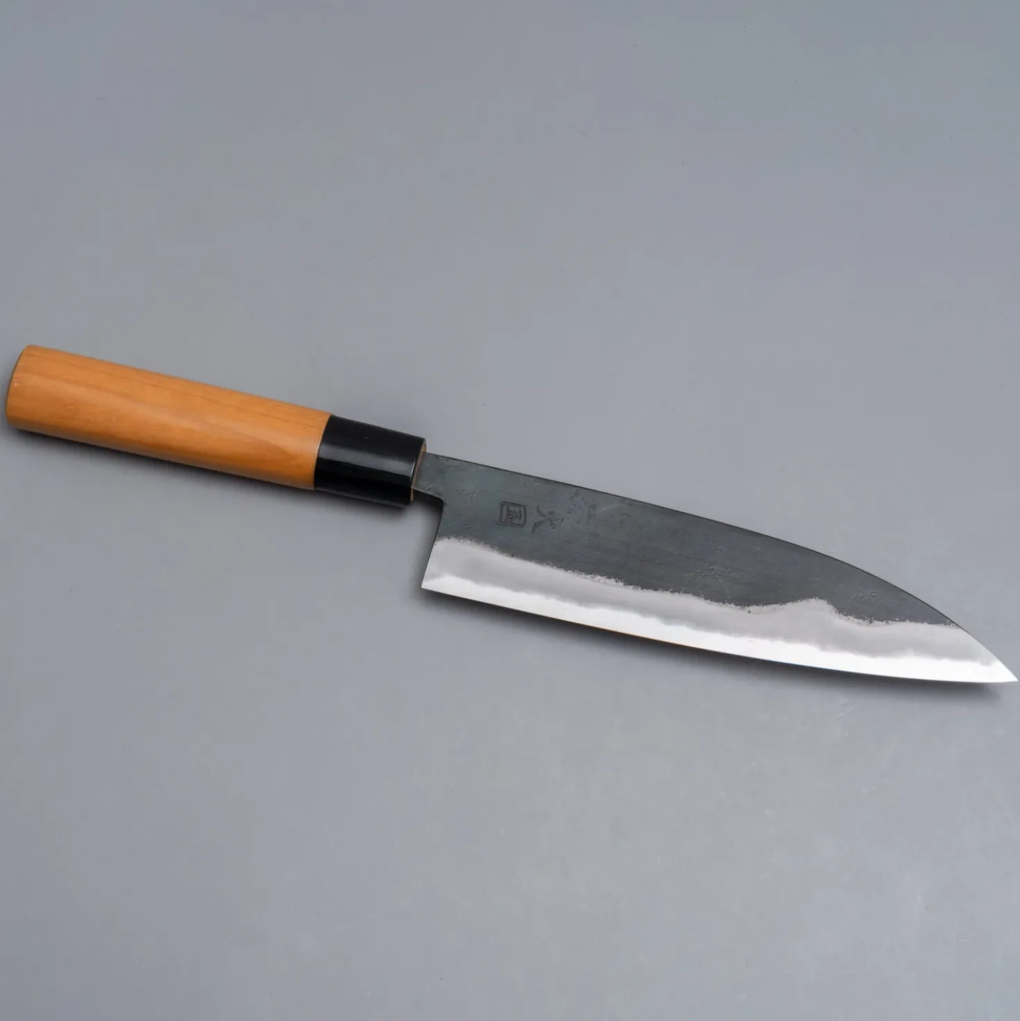 Hinokuni Shirogami Kurouchi Gyuto 18 cm