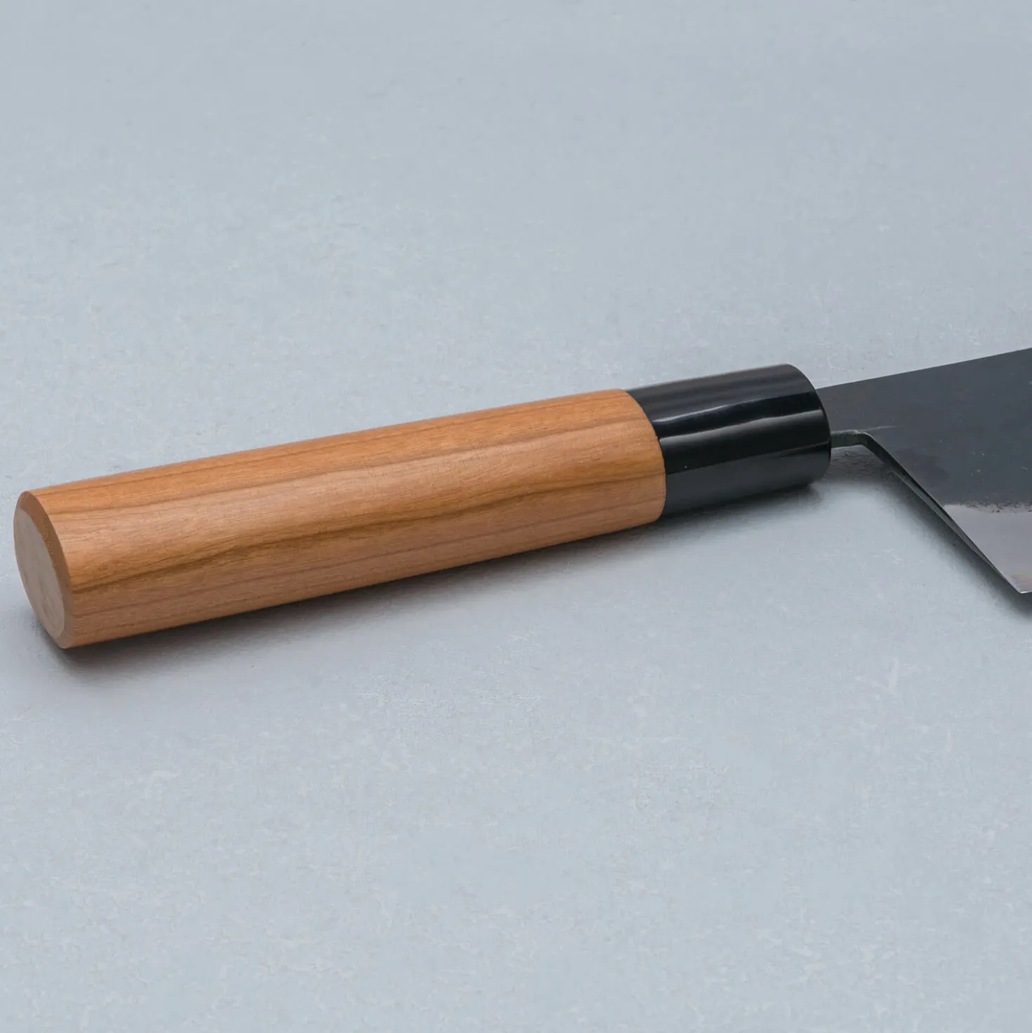 Hinokuni Shirogami Kurouchi Chuka Bocho 18 cm