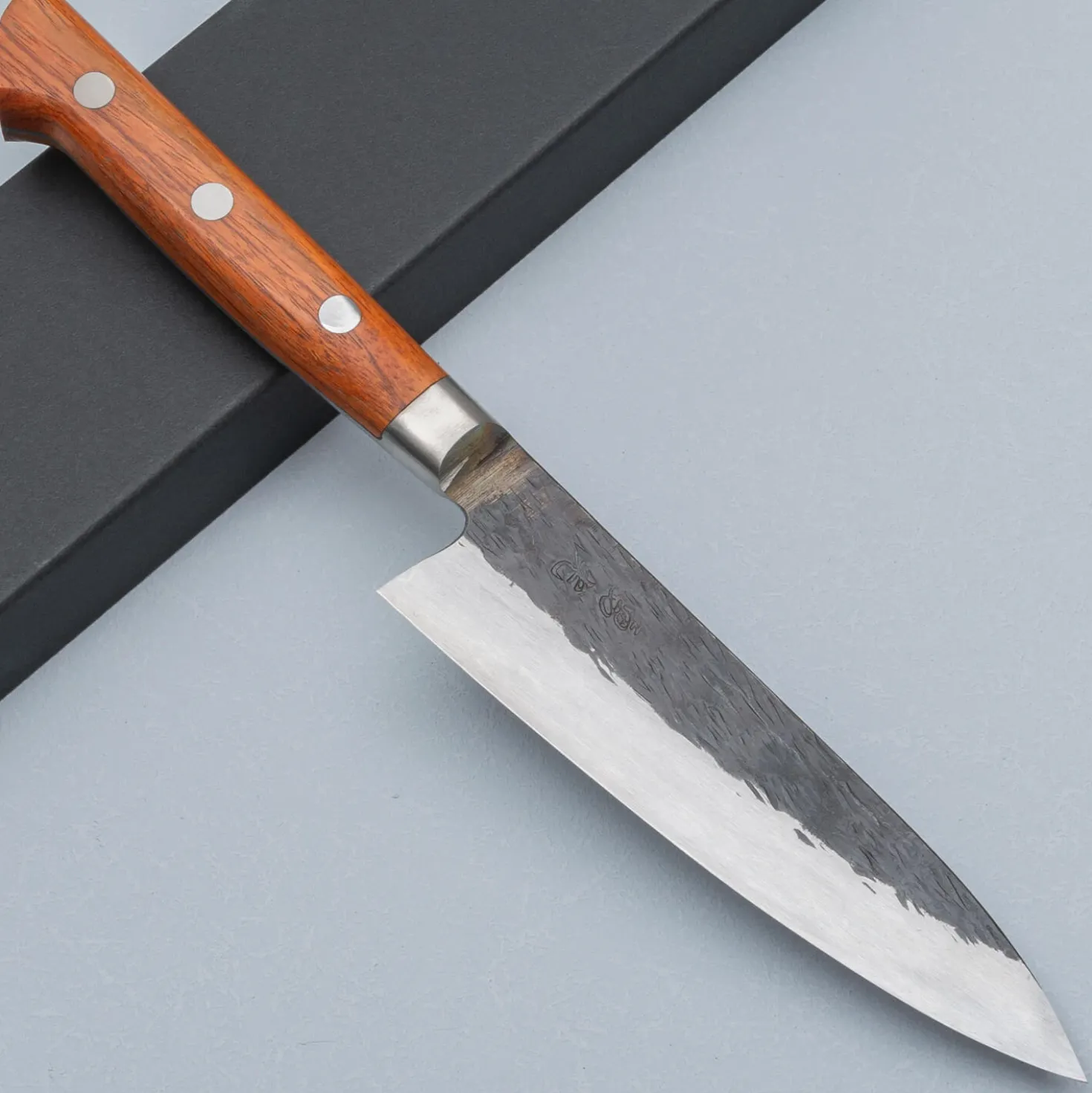 Isamitsu Shirogami #1 Kurouchi Tsuchime Yo Petty 13.5 cm