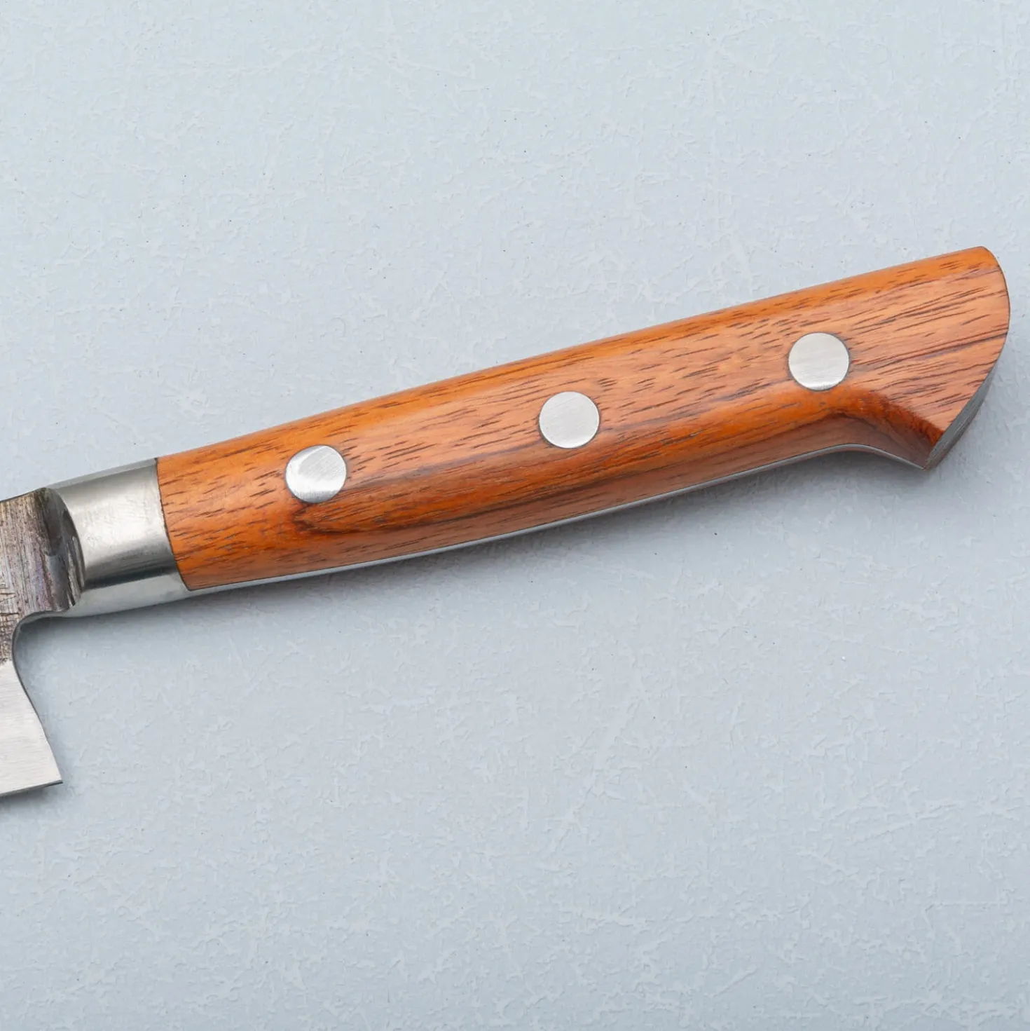 Isamitsu Shirogami #1 Kurouchi Tsuchime Yo Petty 13.5 cm
