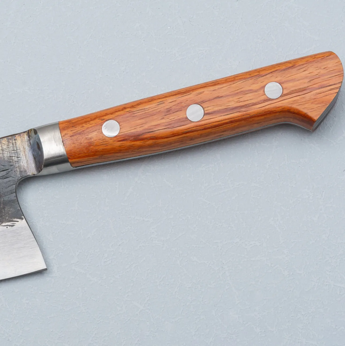 Isamitsu Shirogami #1 Kurouchi Tsuchime Yo Santoku