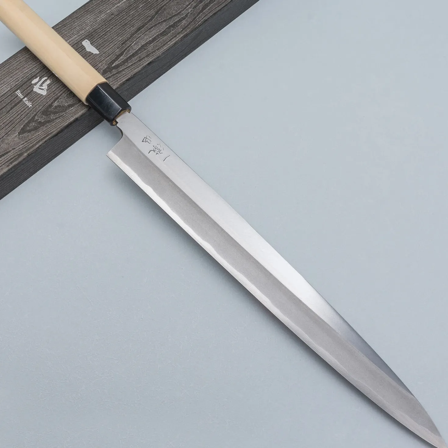 Ittetsu Uraoshi Hand Forged Shiro #2 Yanagiba 33 cm