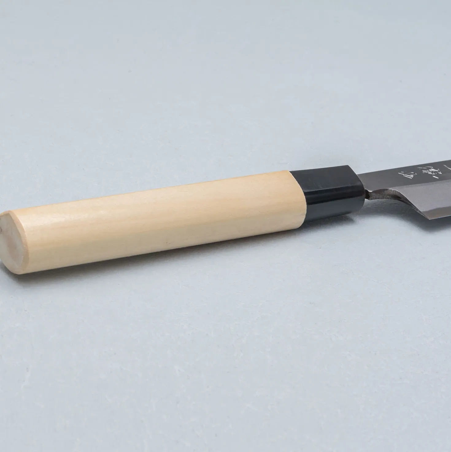 Ittetsu Uraoshi Hand Forged Shiro #2 Yanagiba 33 cm